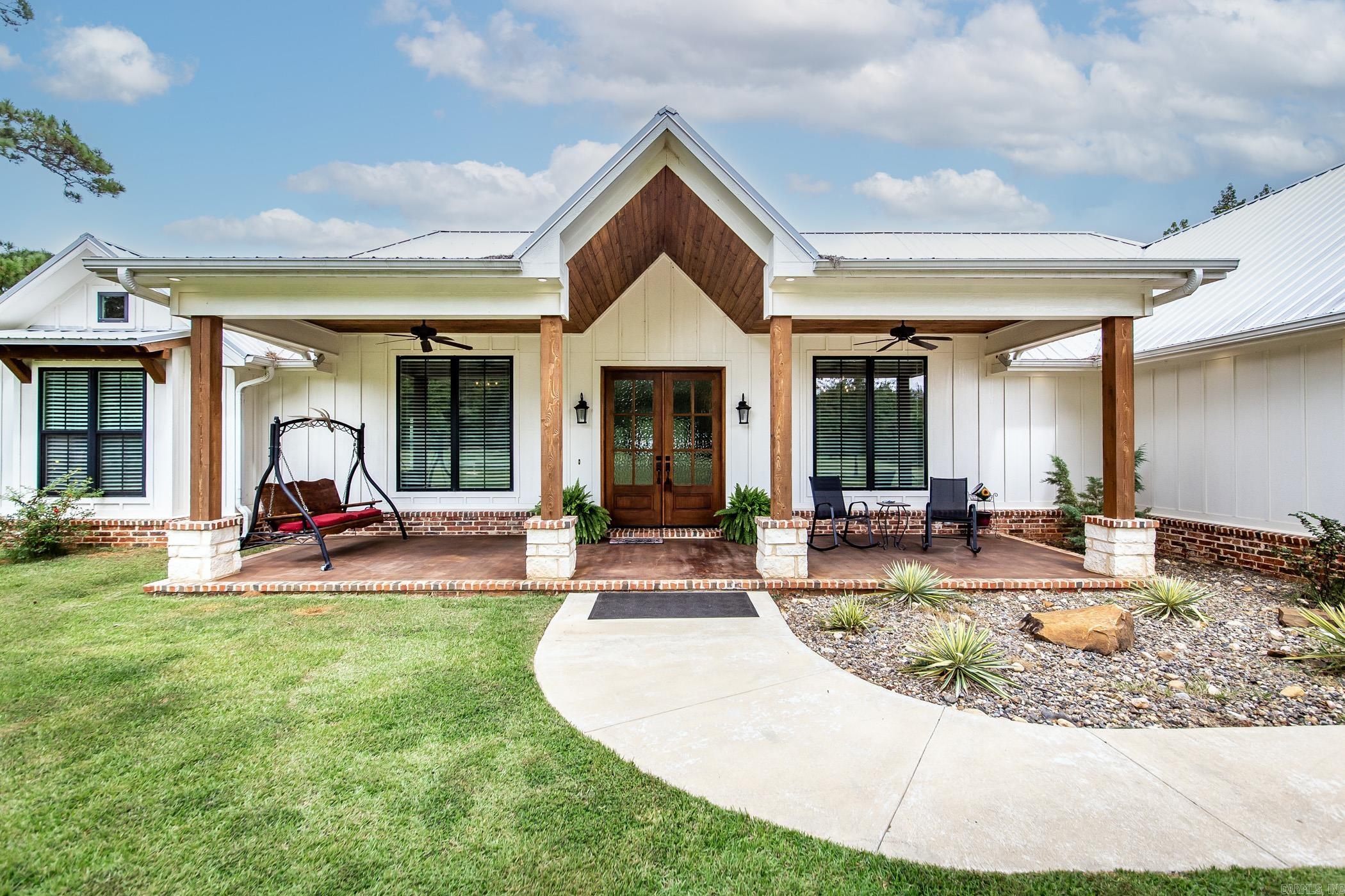 Metes & Bounds - Residential