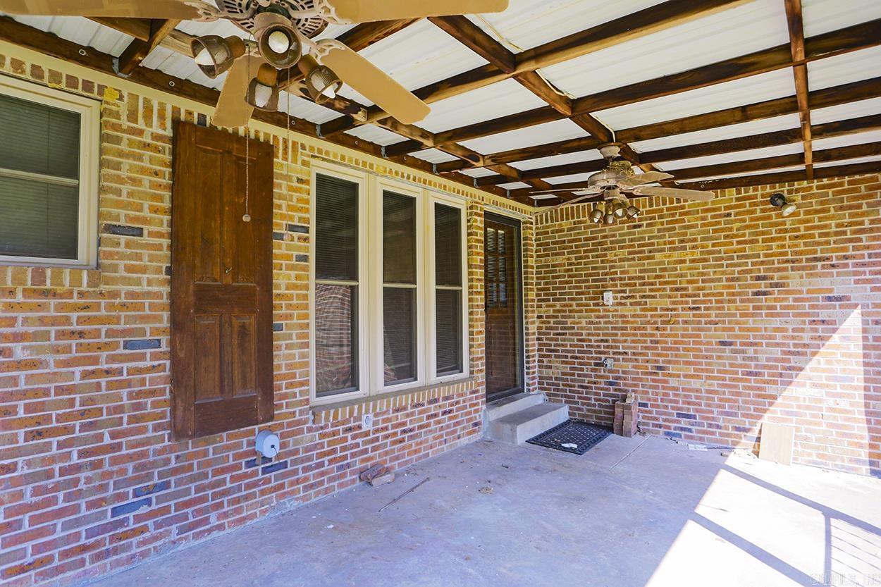 EAST MEADOW - Residential