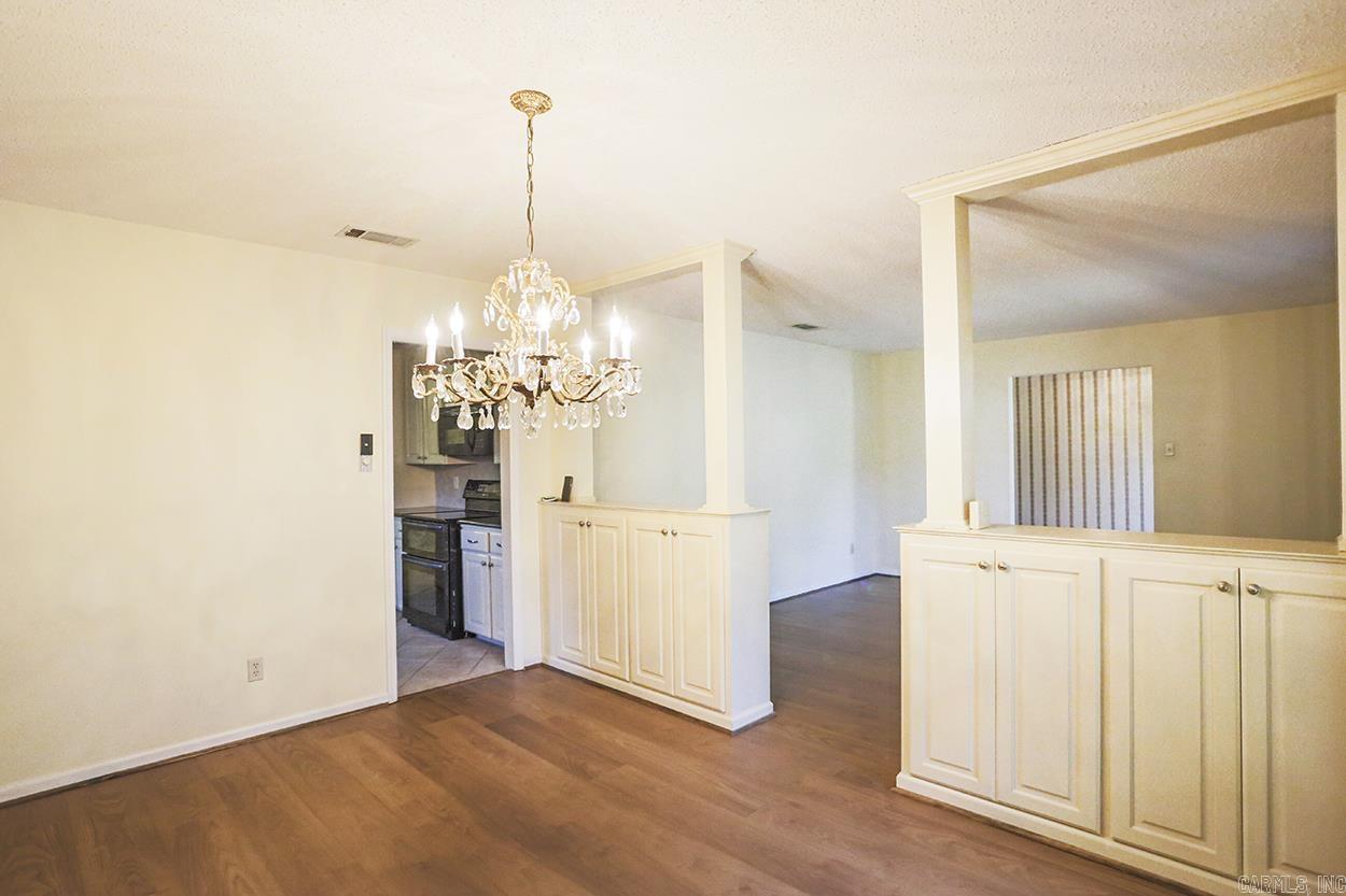 EAST MEADOW - Residential