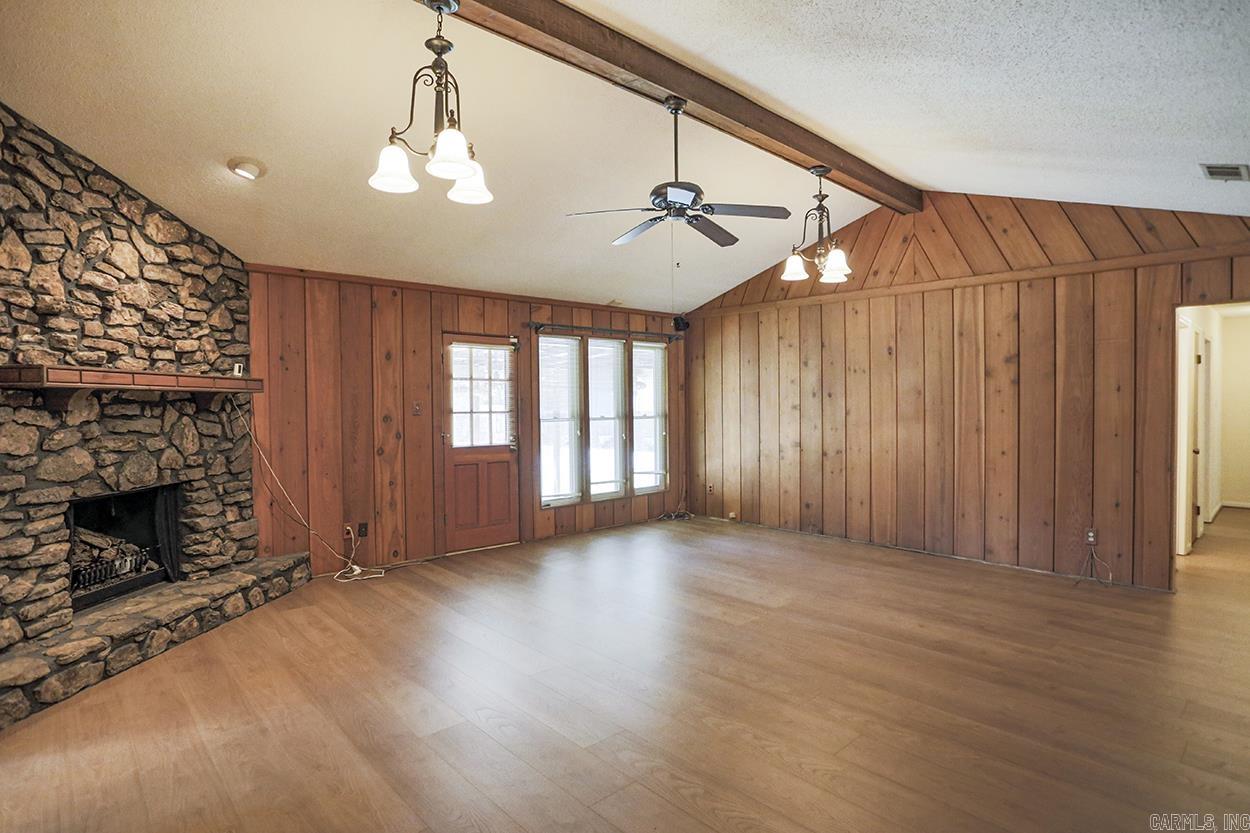 EAST MEADOW - Residential