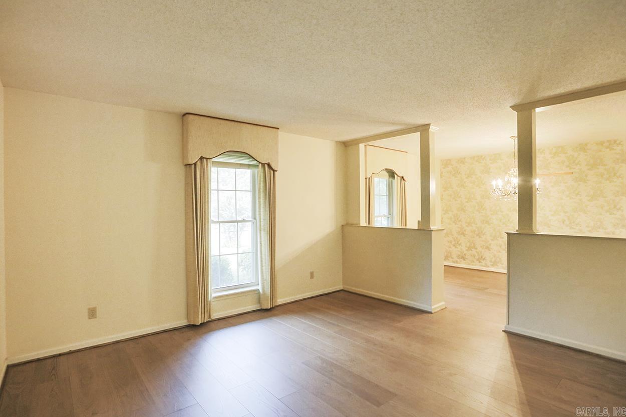 EAST MEADOW - Residential