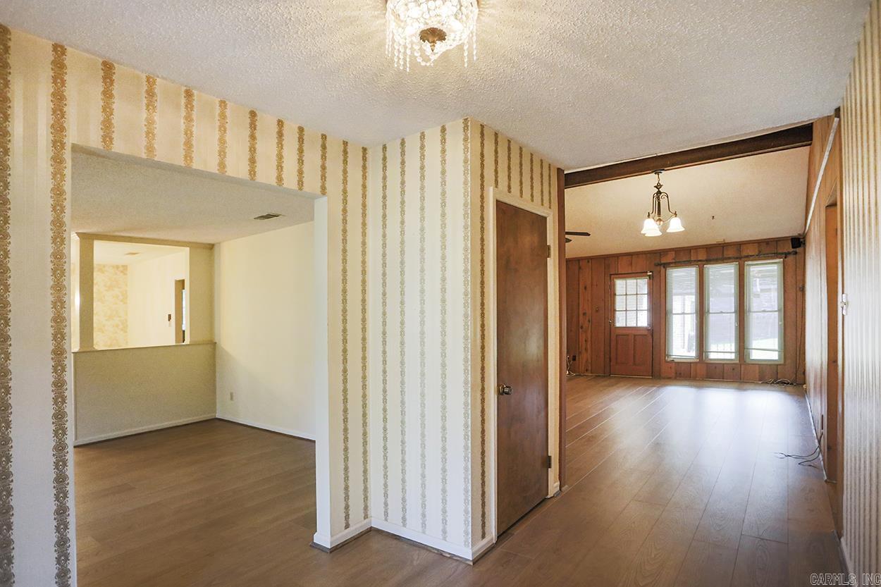 EAST MEADOW - Residential