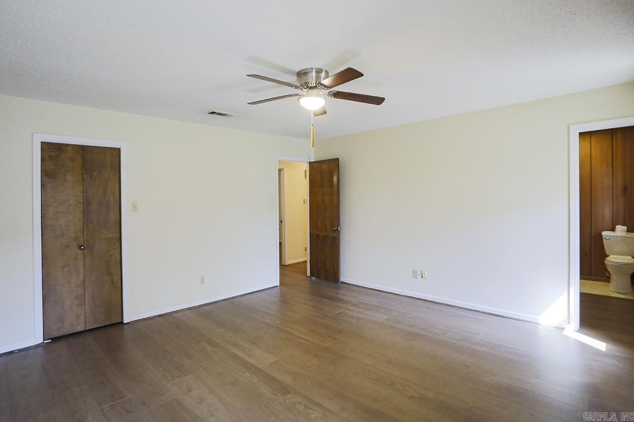 EAST MEADOW - Residential