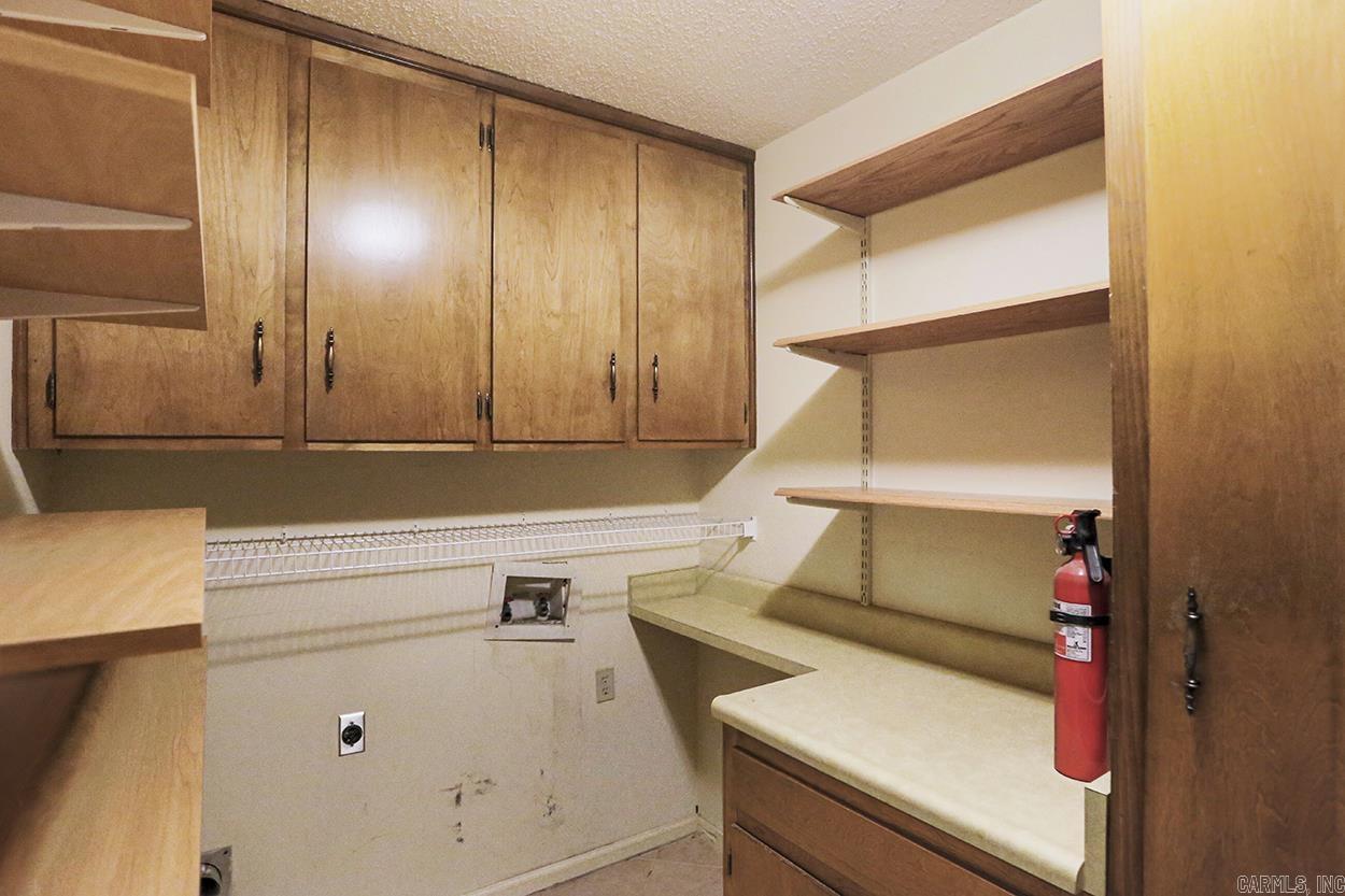 EAST MEADOW - Residential