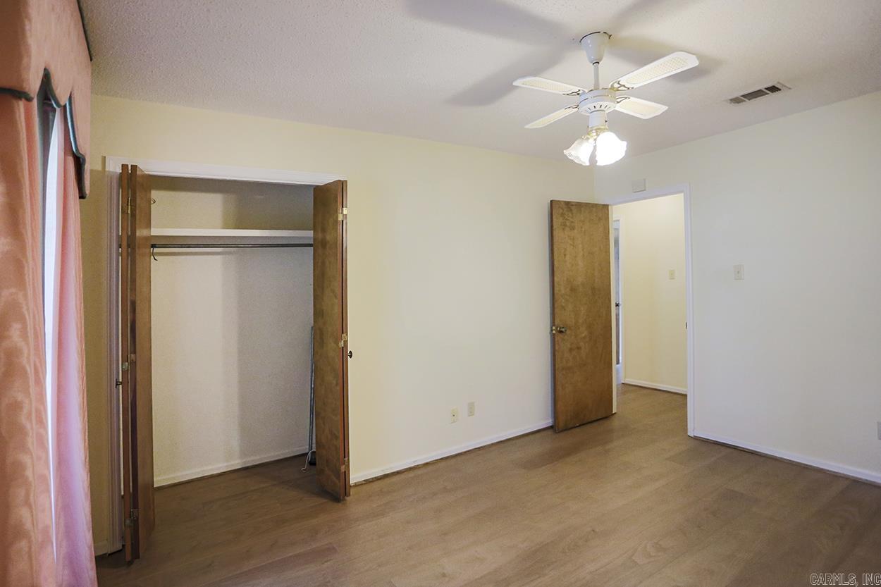 EAST MEADOW - Residential