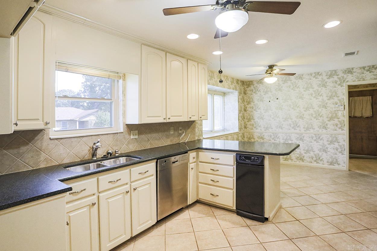 EAST MEADOW - Residential