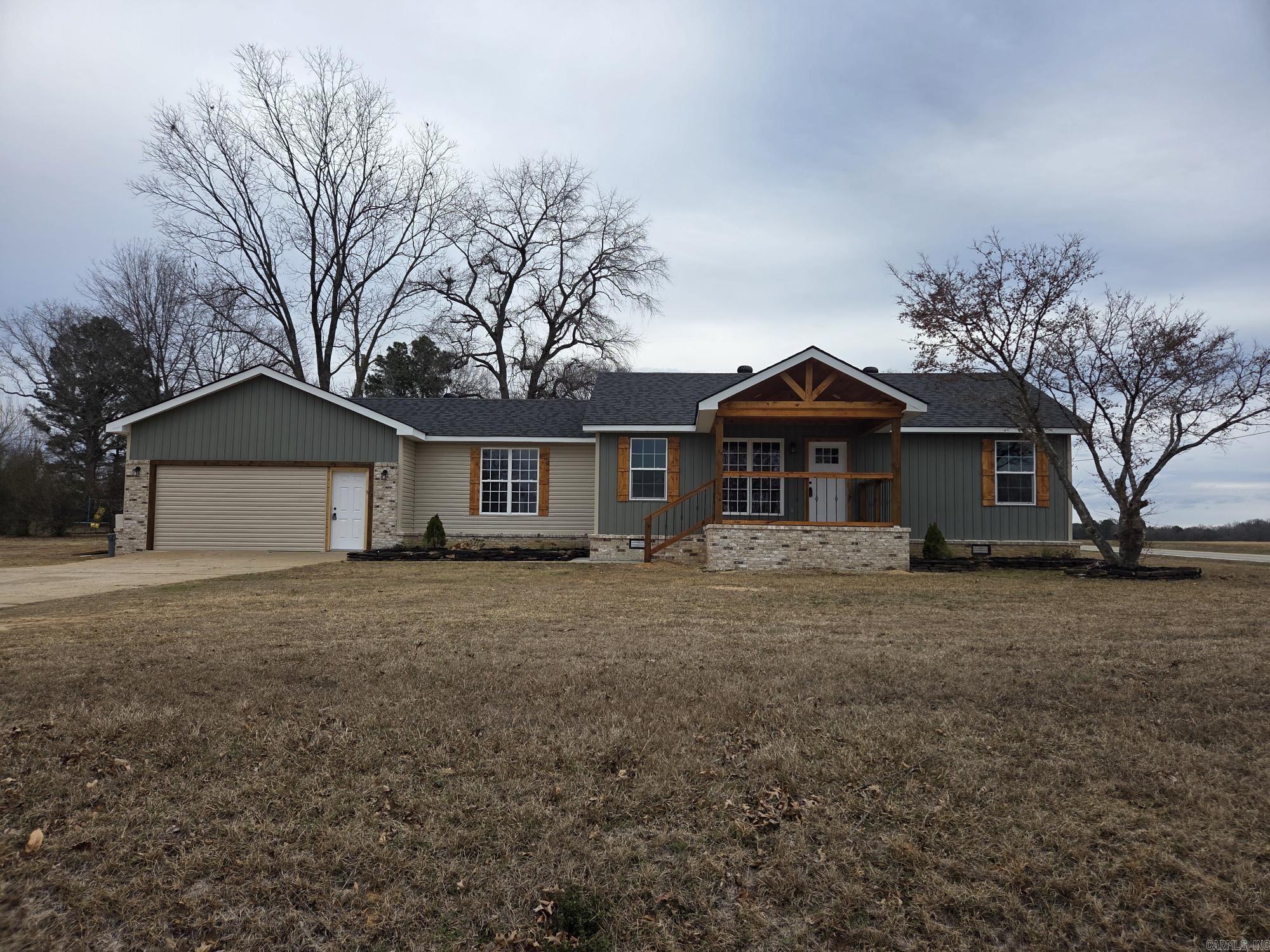 COUNTRY VALLEY ESTATES - Residential