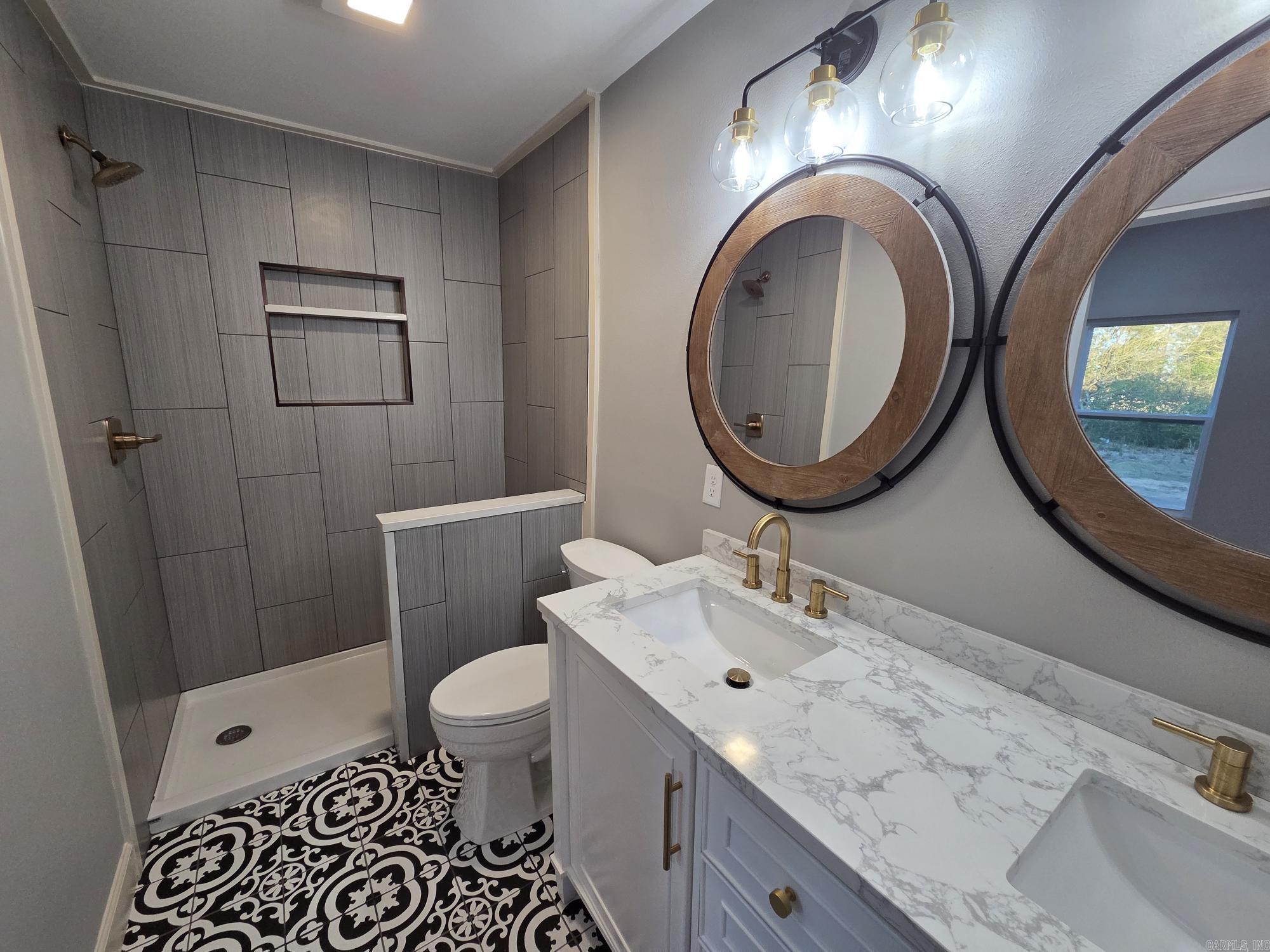 COUNTRY VALLEY ESTATES - Residential