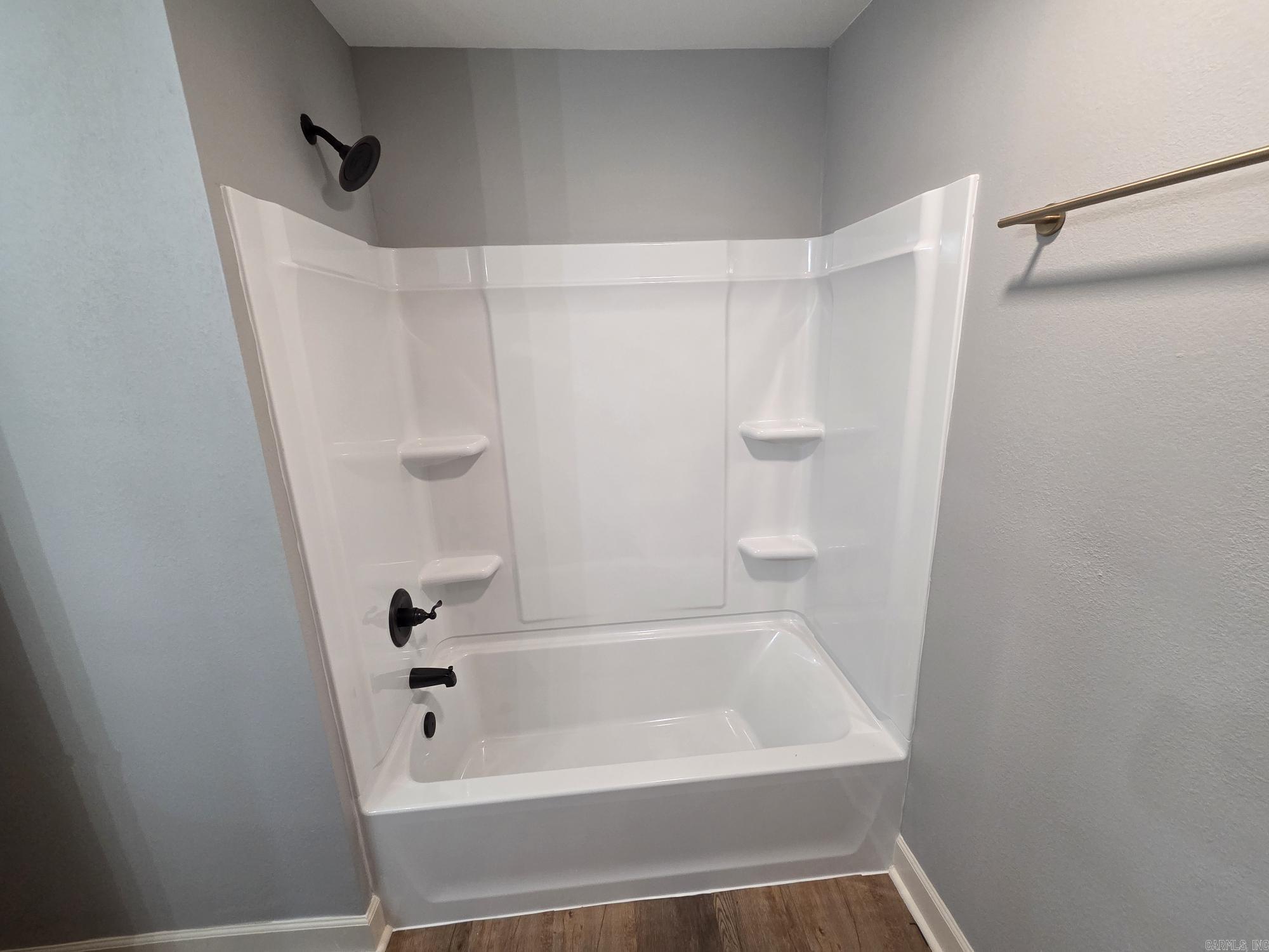 COUNTRY VALLEY ESTATES - Residential