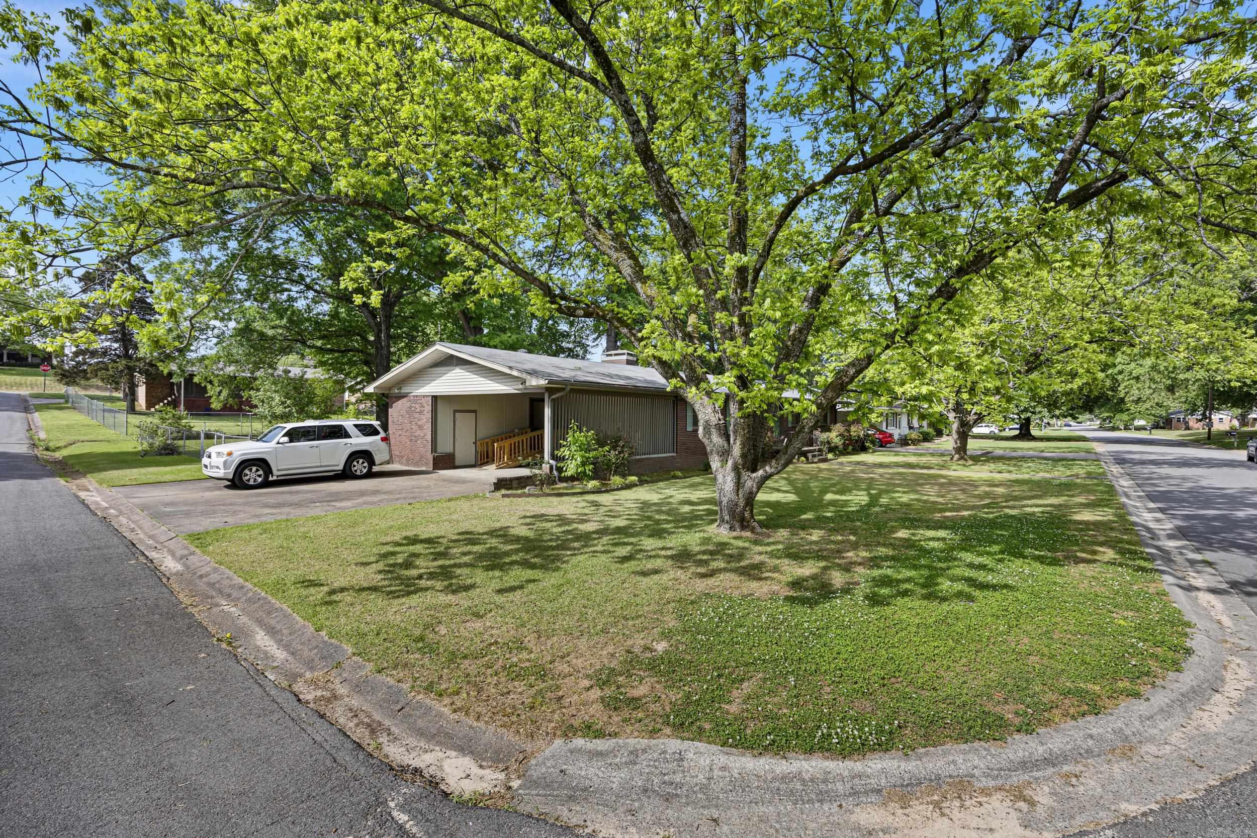 FLEETWOOD ADDN - Residential