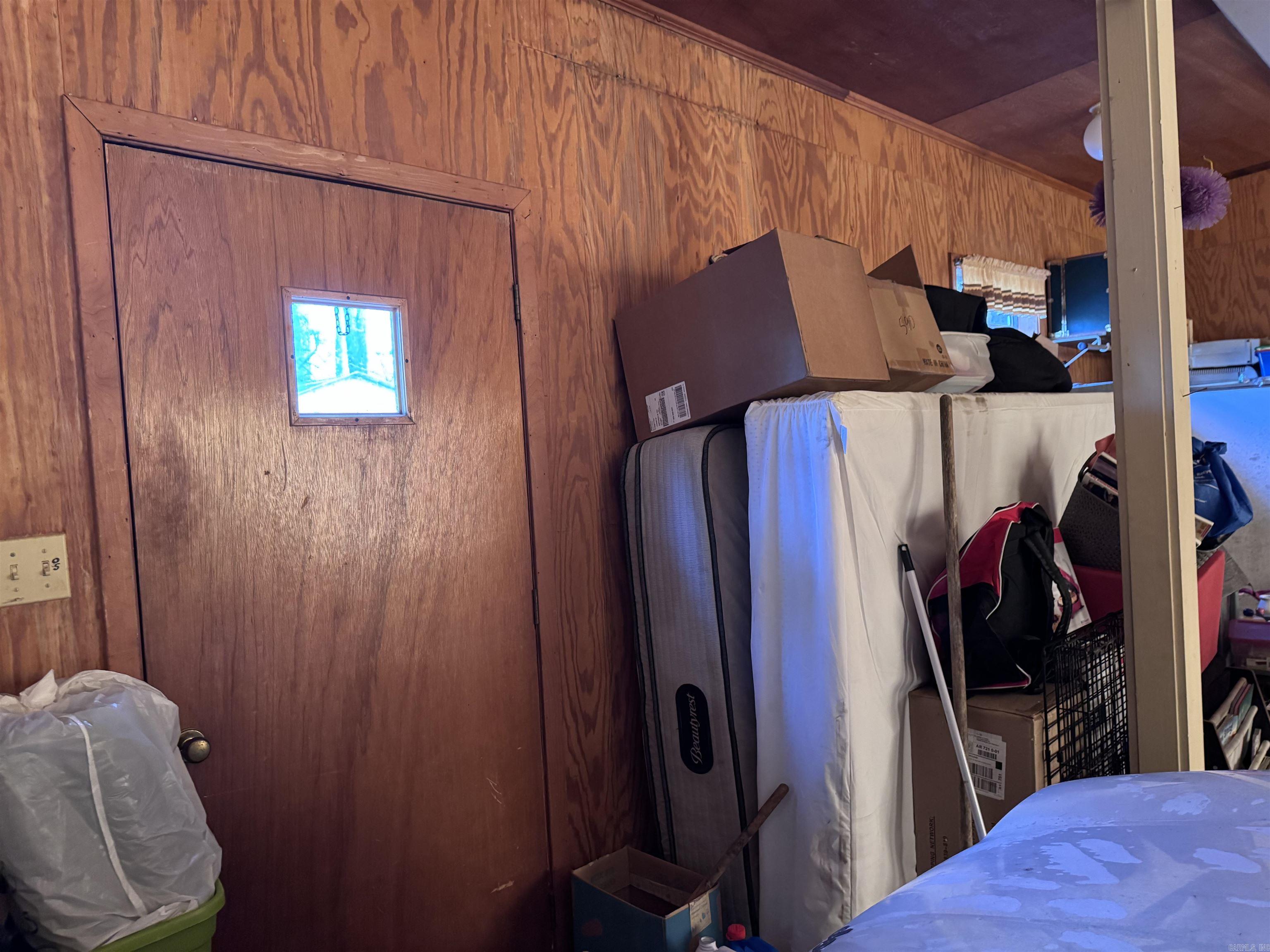 COUNTRY CLUB - Residential