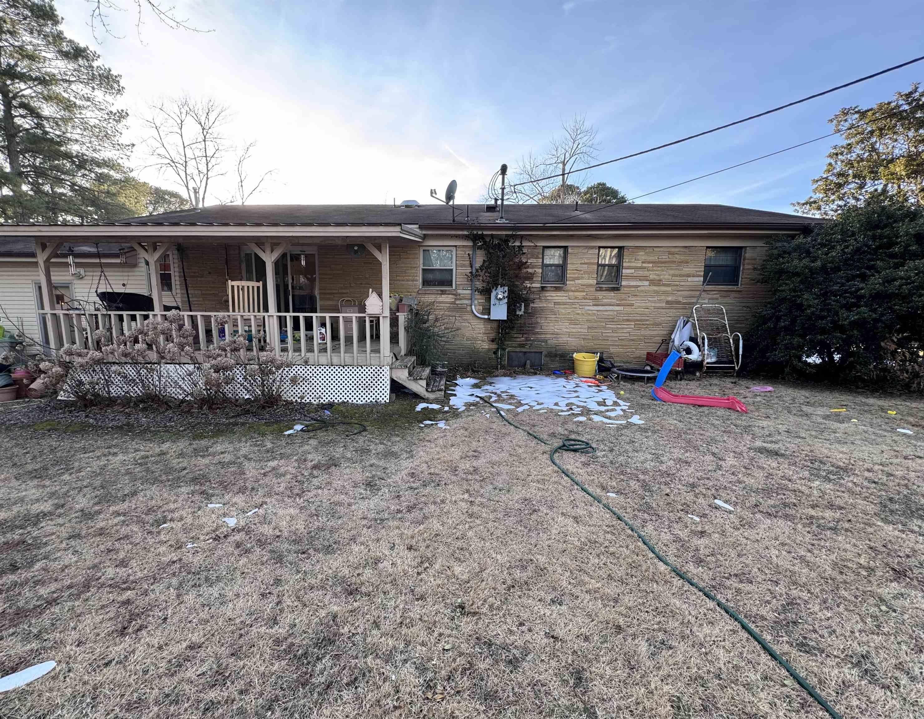 COUNTRY CLUB - Residential