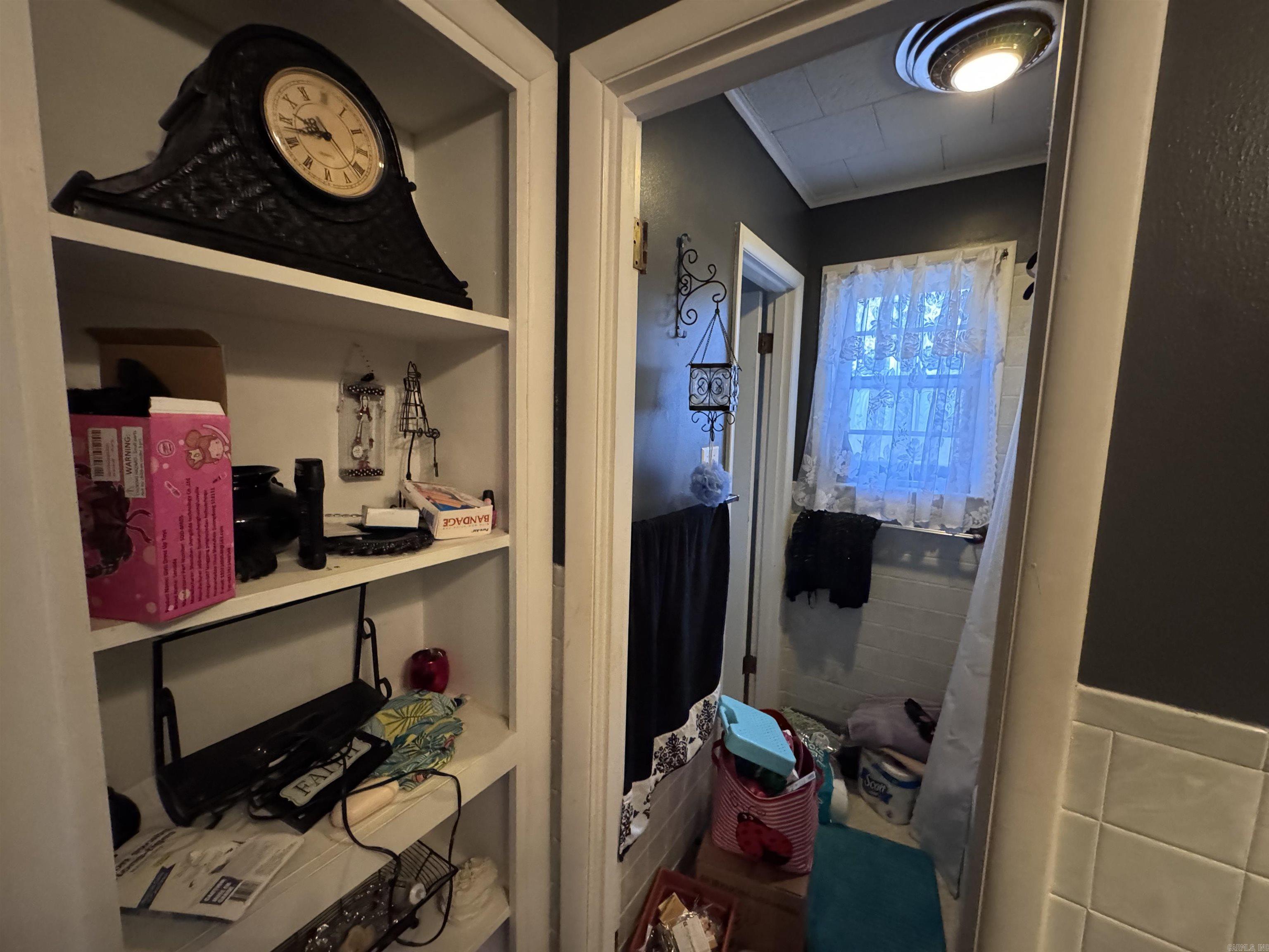 COUNTRY CLUB - Residential