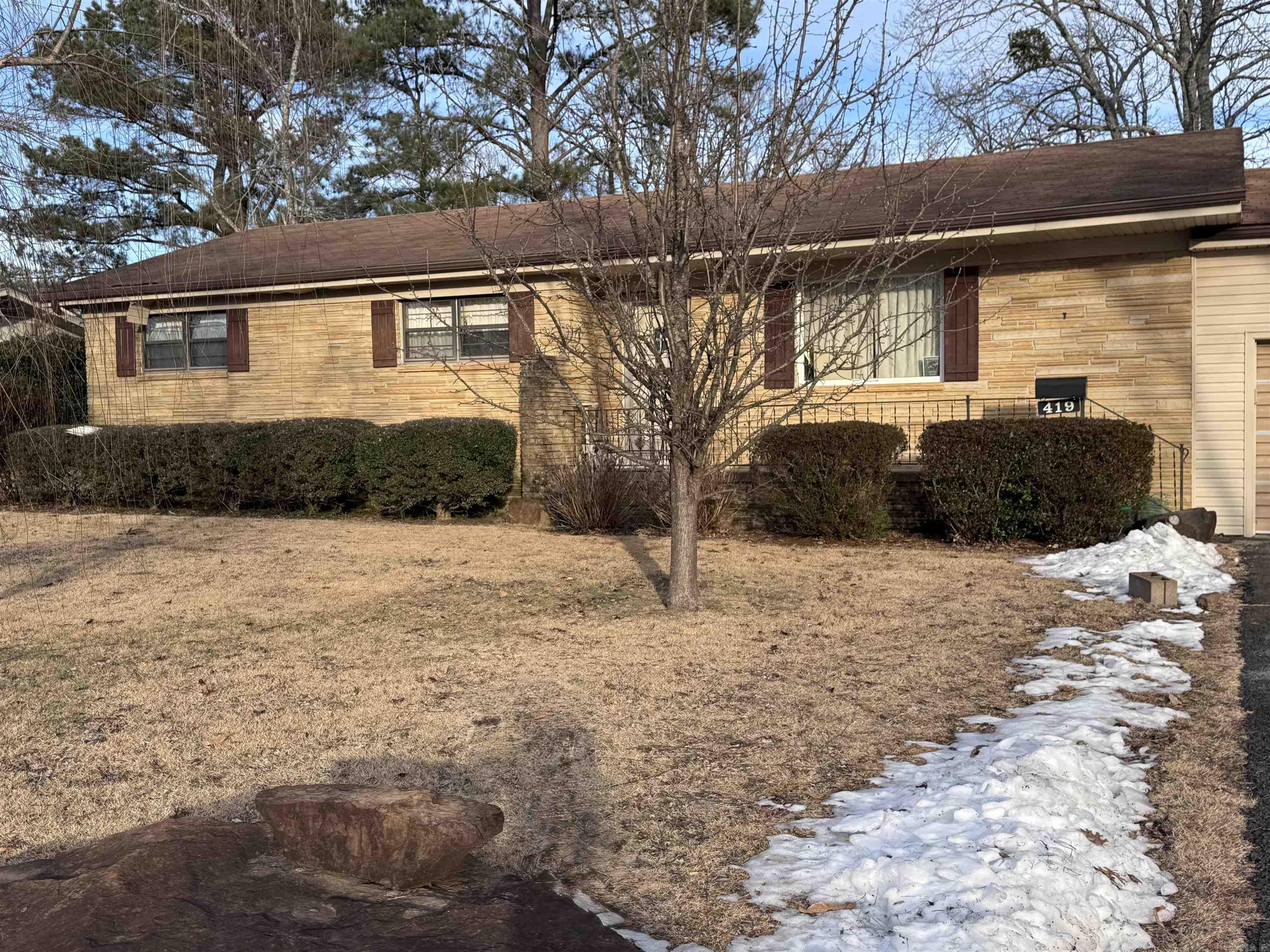 COUNTRY CLUB - Residential