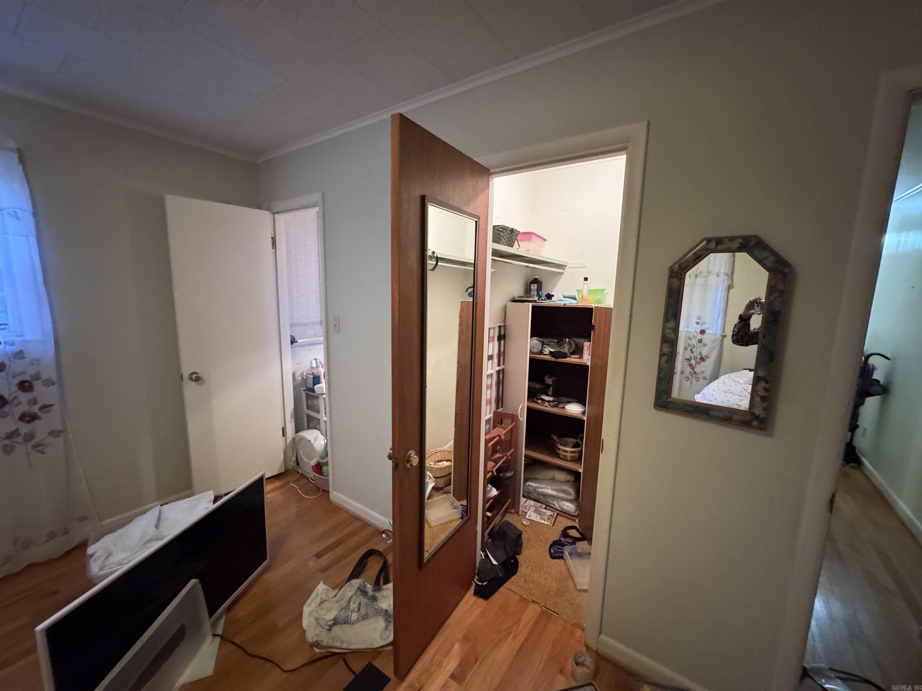 COUNTRY CLUB - Residential