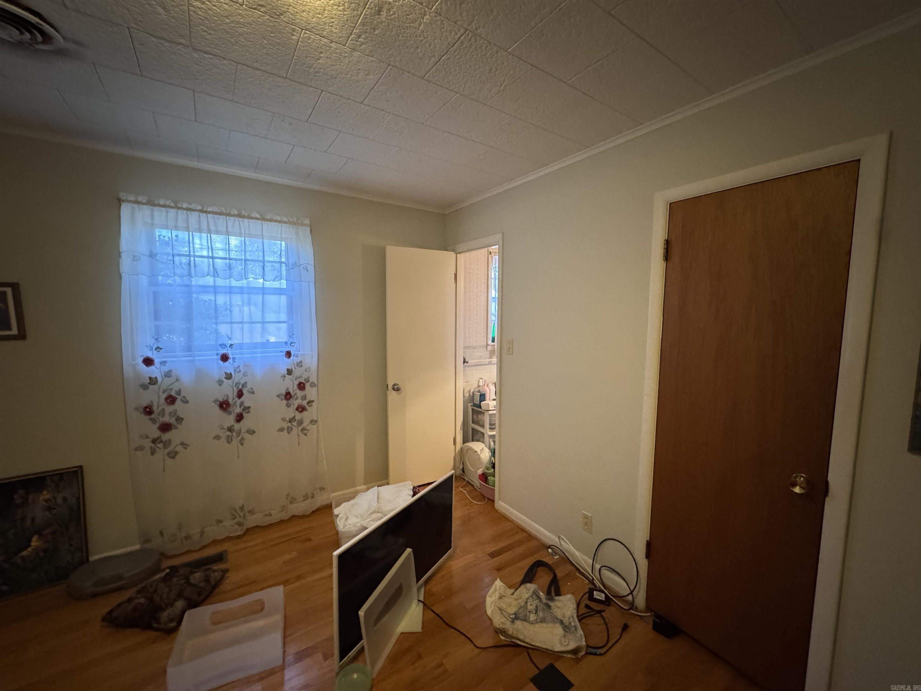 COUNTRY CLUB - Residential