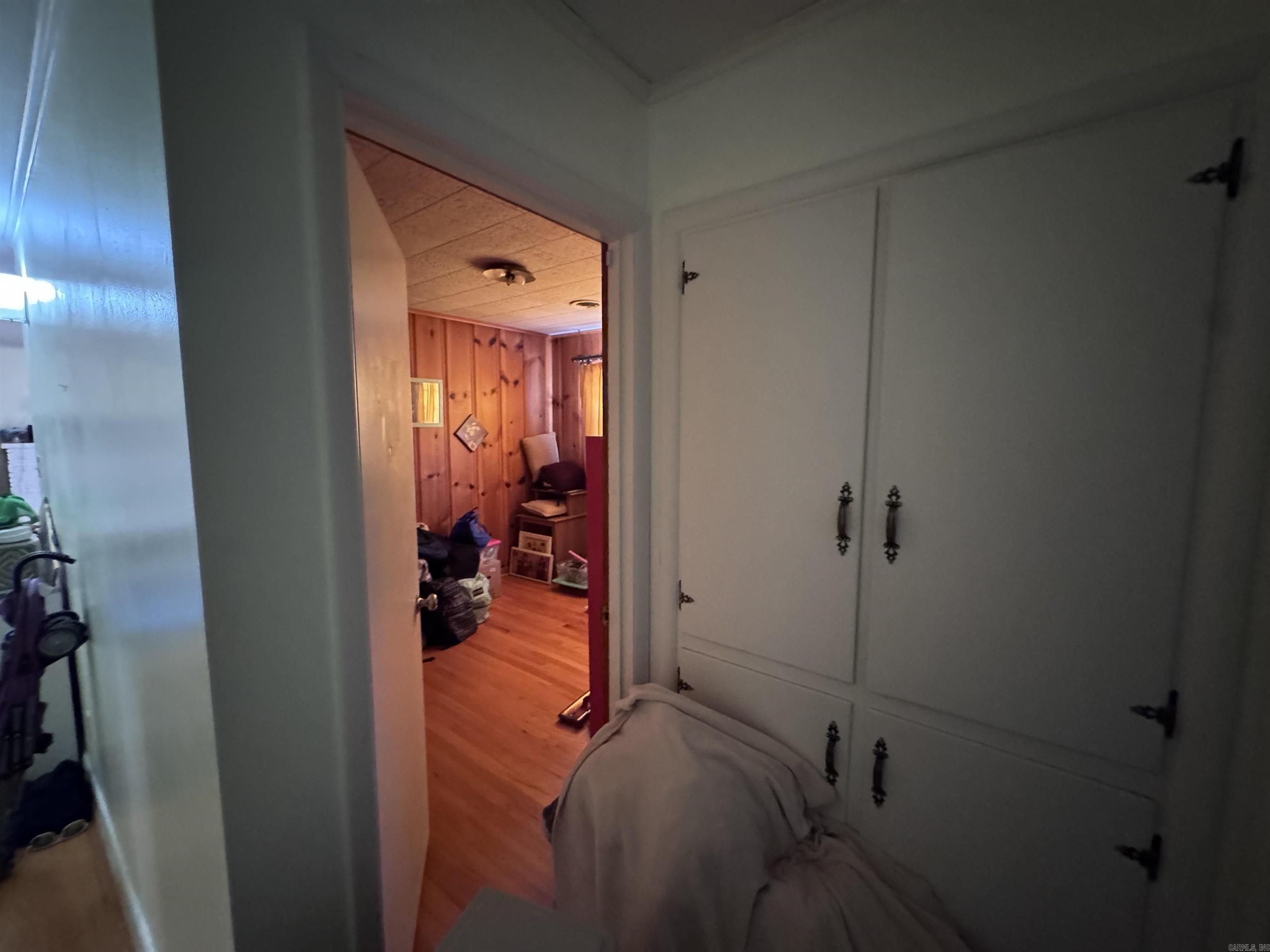 COUNTRY CLUB - Residential