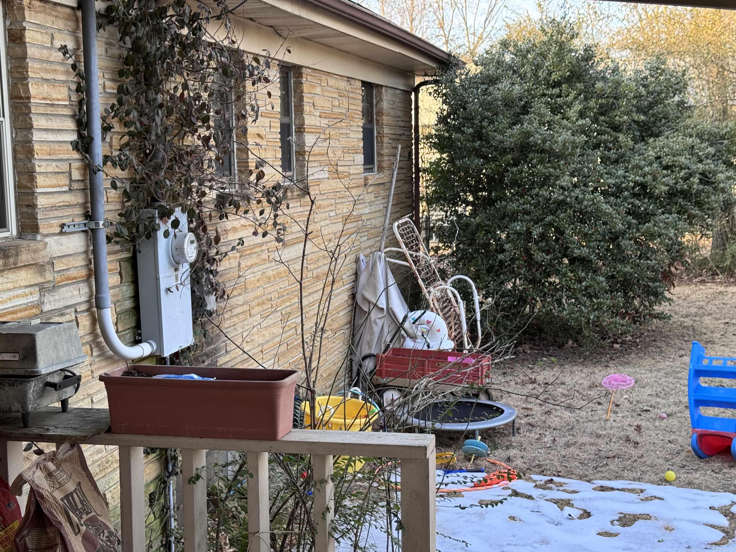 COUNTRY CLUB - Residential