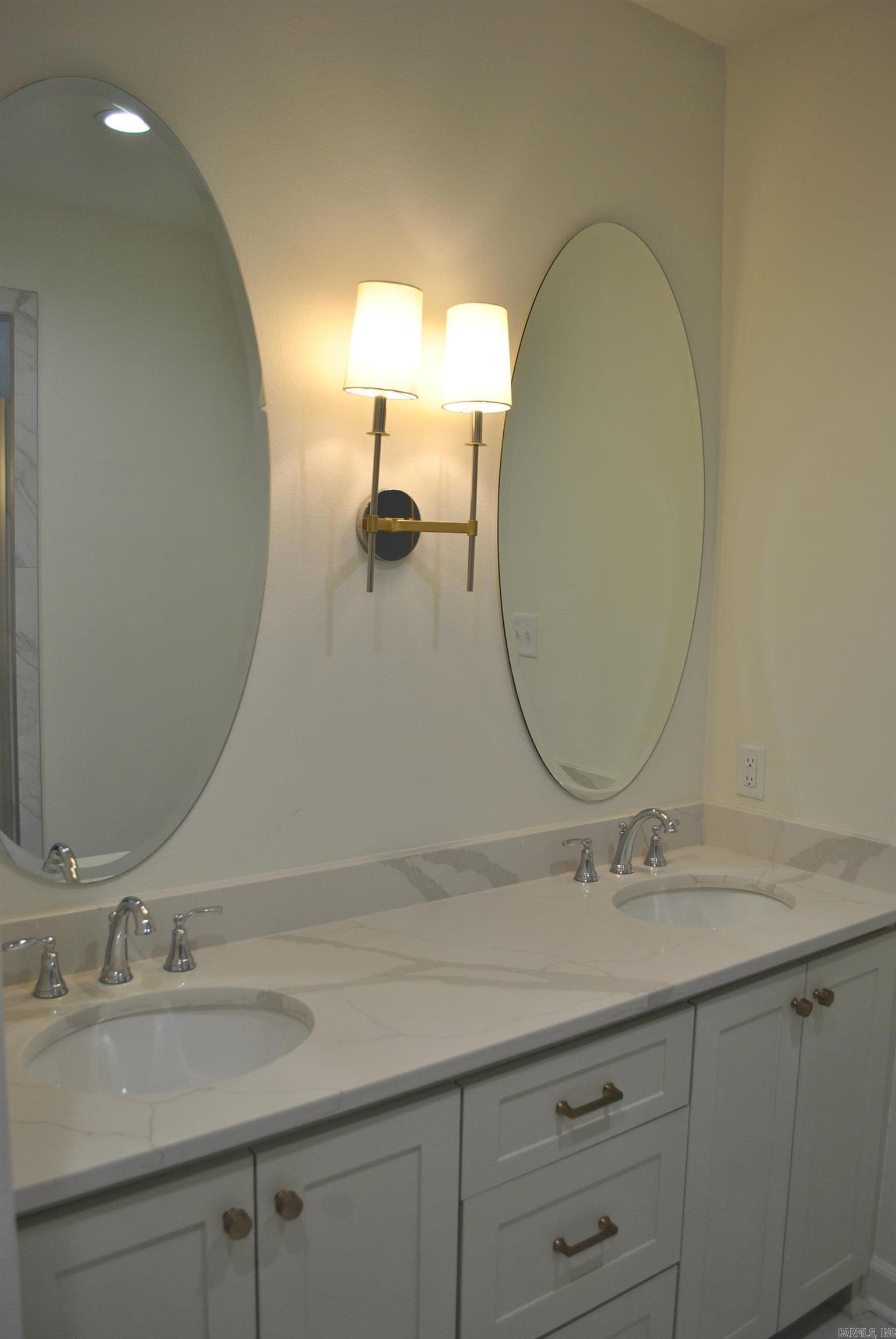 SPENCER CROSSING LLC - Residential