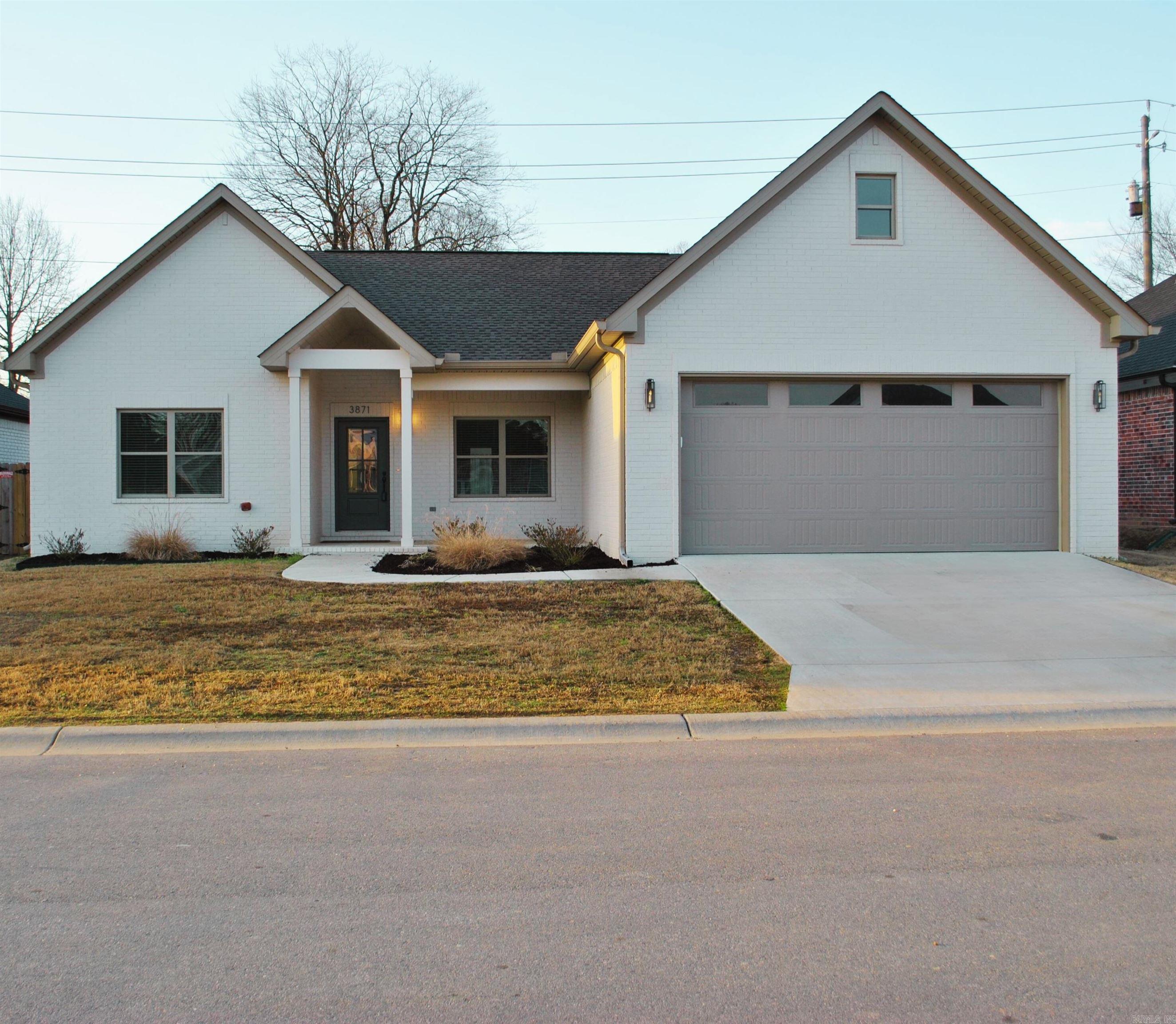 SPENCER CROSSING LLC - Residential