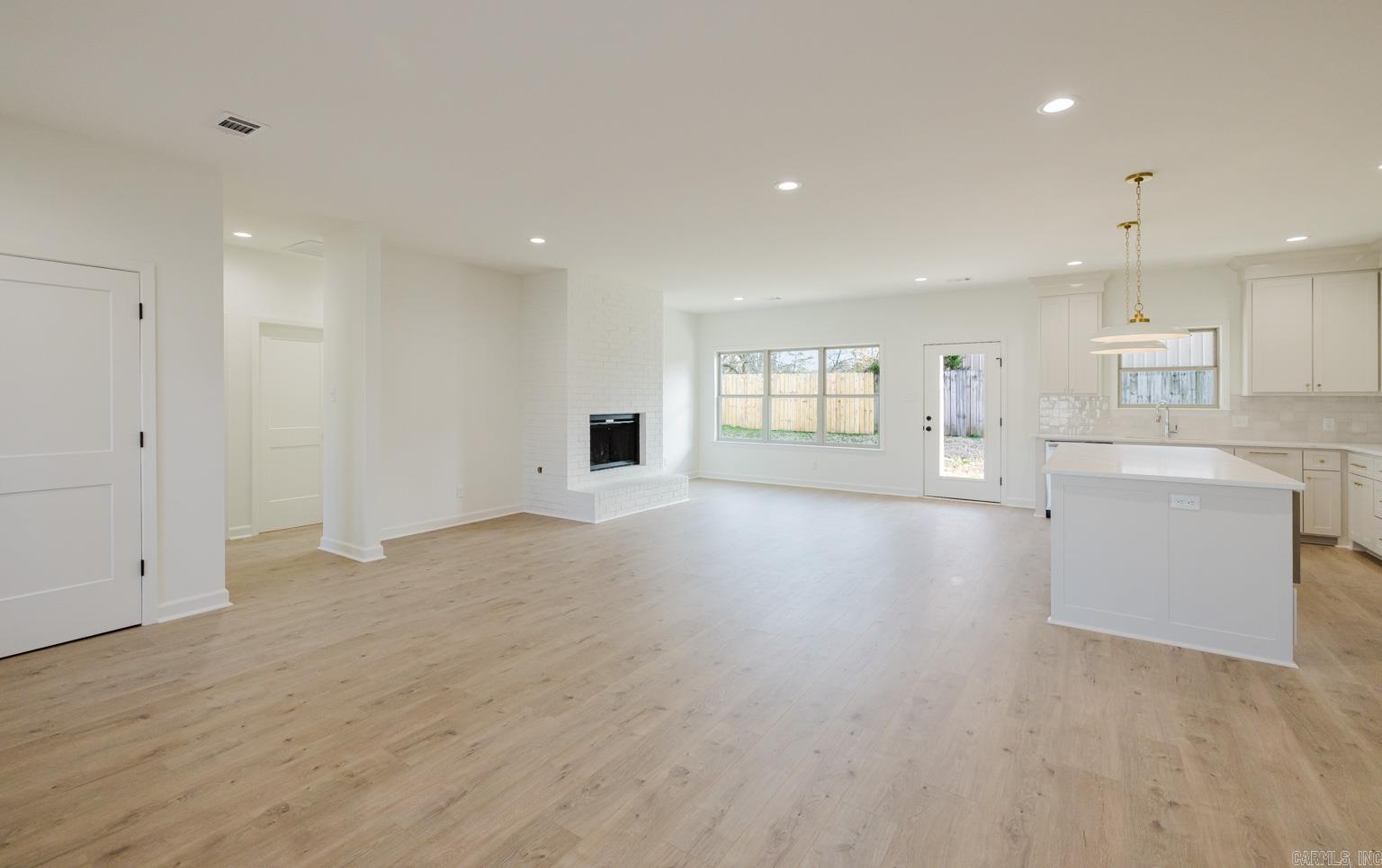 SPENCER CROSSING LLC - Residential