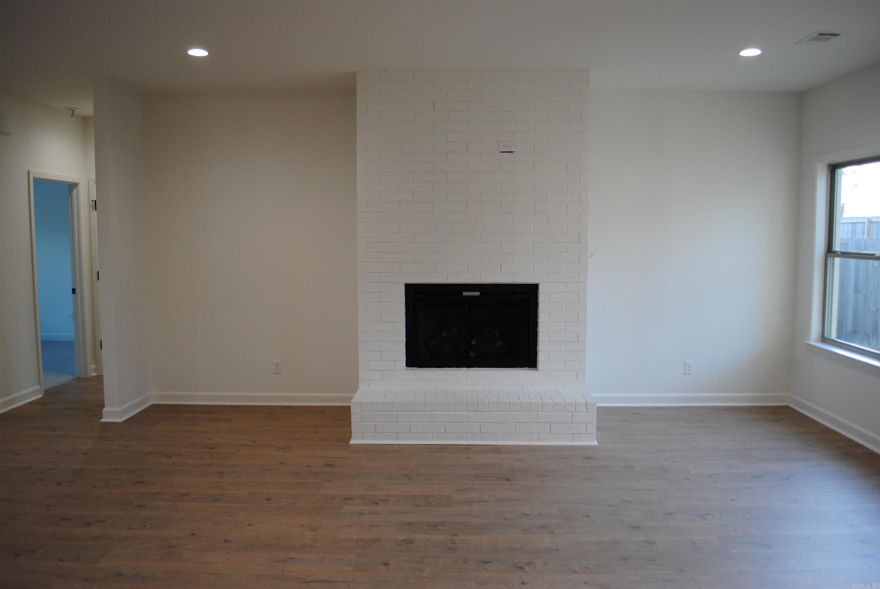 SPENCER CROSSING LLC - Residential