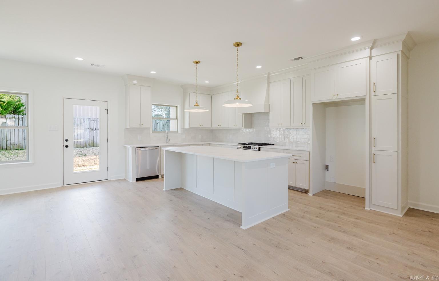 SPENCER CROSSING LLC - Residential