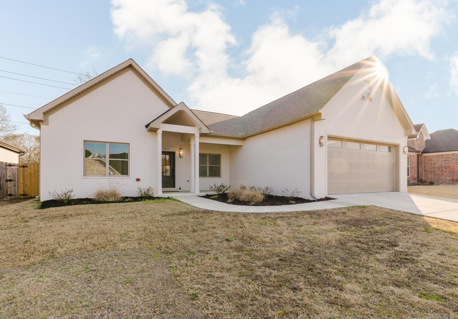 SPENCER CROSSING LLC - Residential