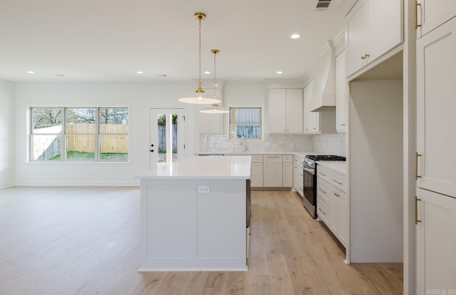 SPENCER CROSSING LLC - Residential