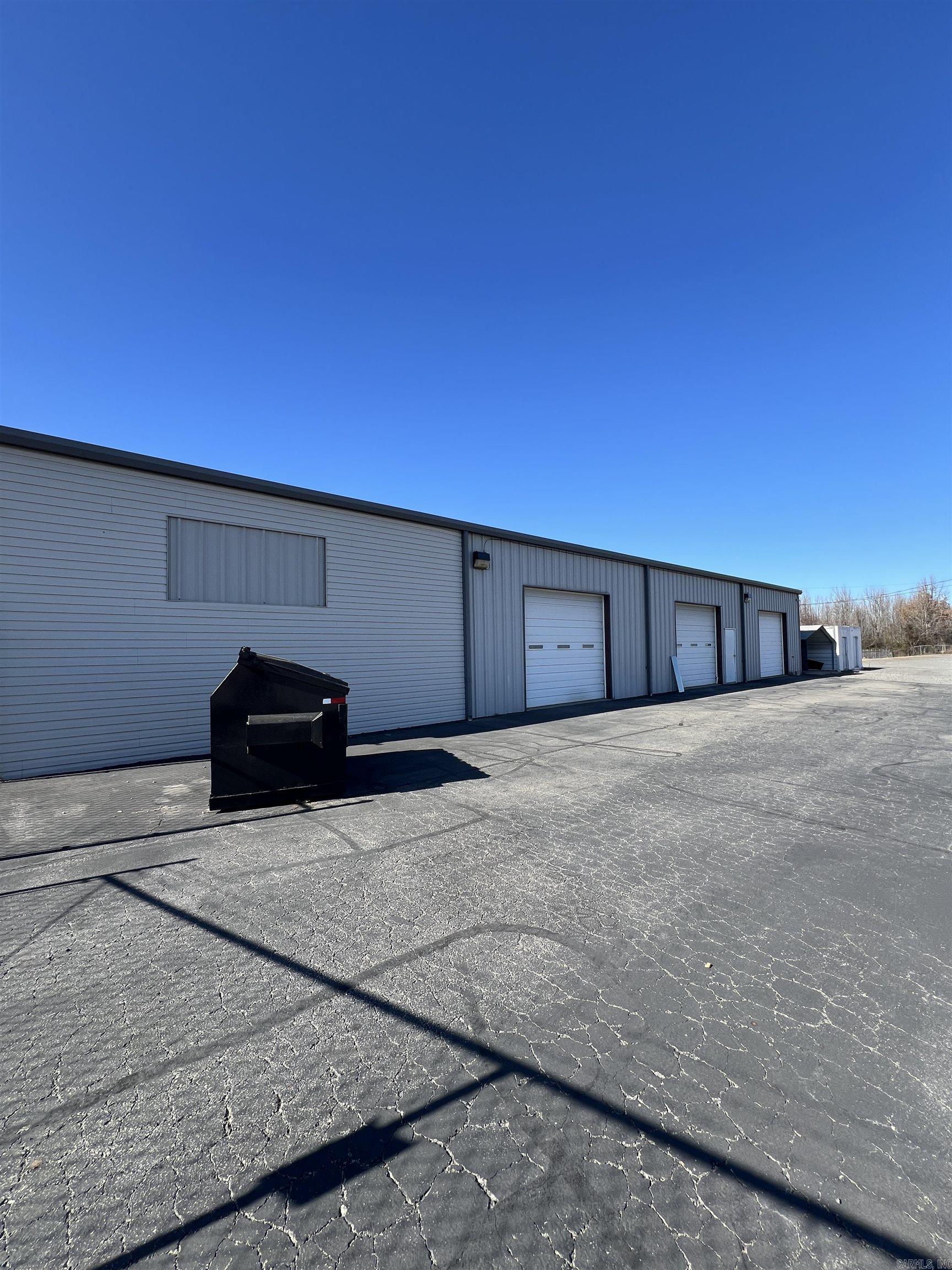 14-7-7 Searcy Outlots - Commercial Lease