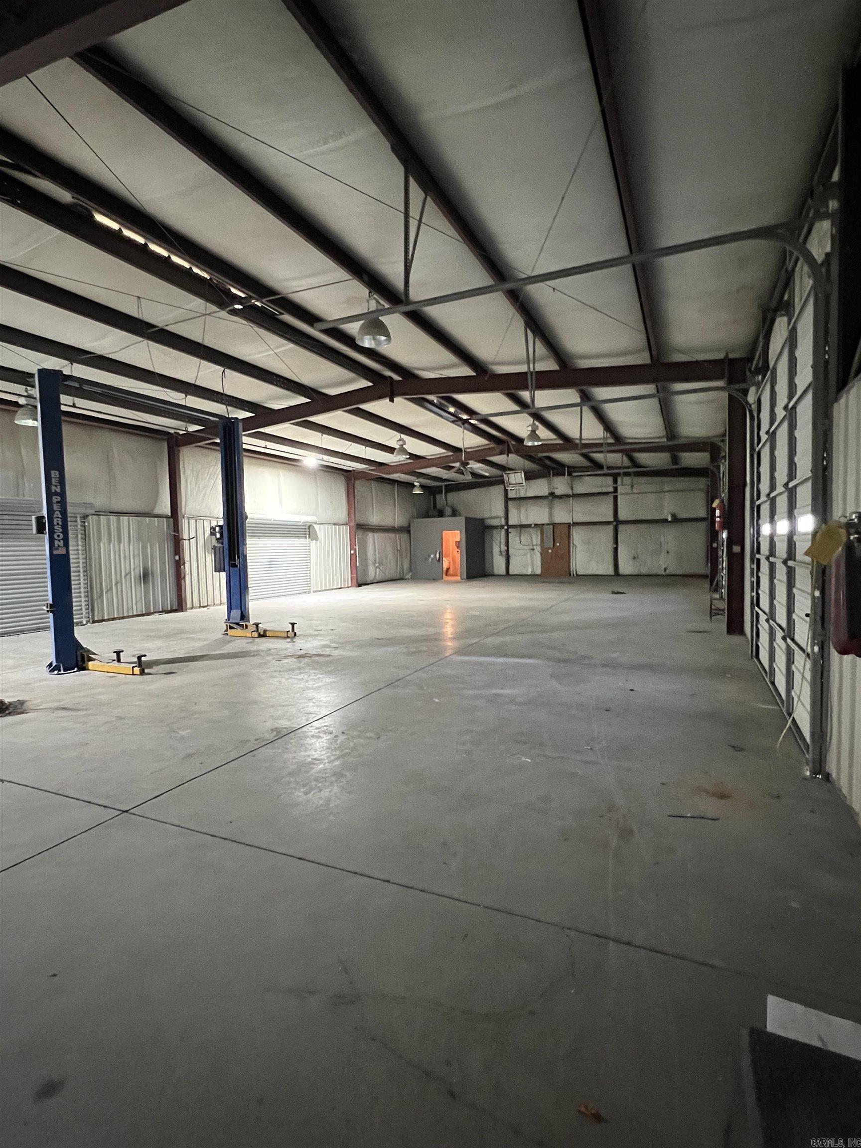 14-7-7 Searcy Outlots - Commercial Lease