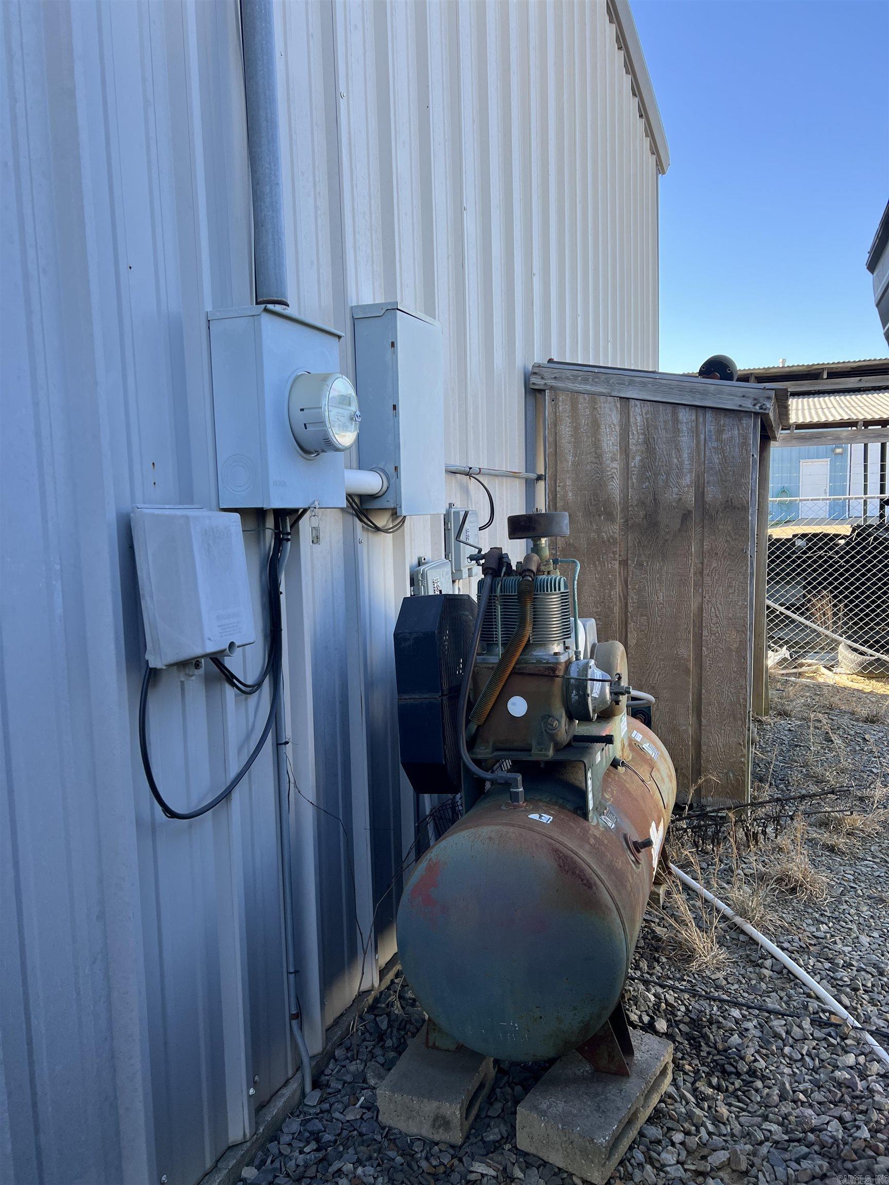 14-7-7 Searcy Outlots - Commercial Lease