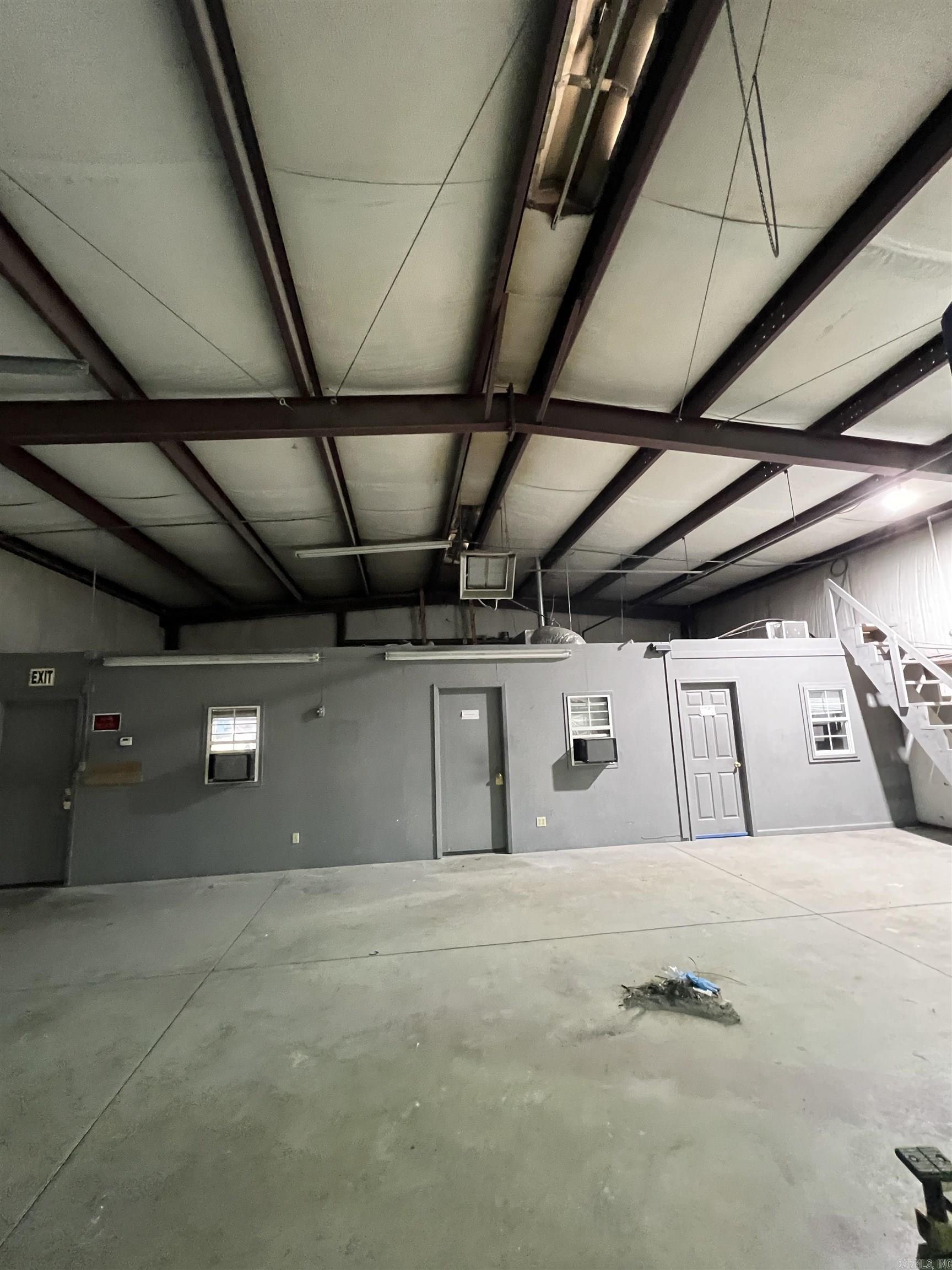 14-7-7 Searcy Outlots - Commercial Lease