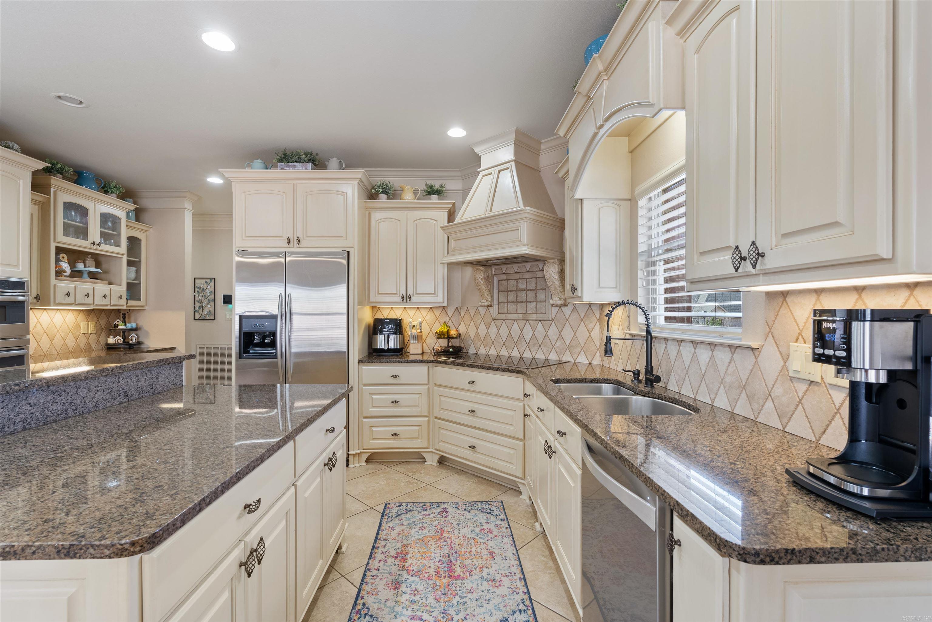 THE VILLAGES OF WELLINGTON - Residential