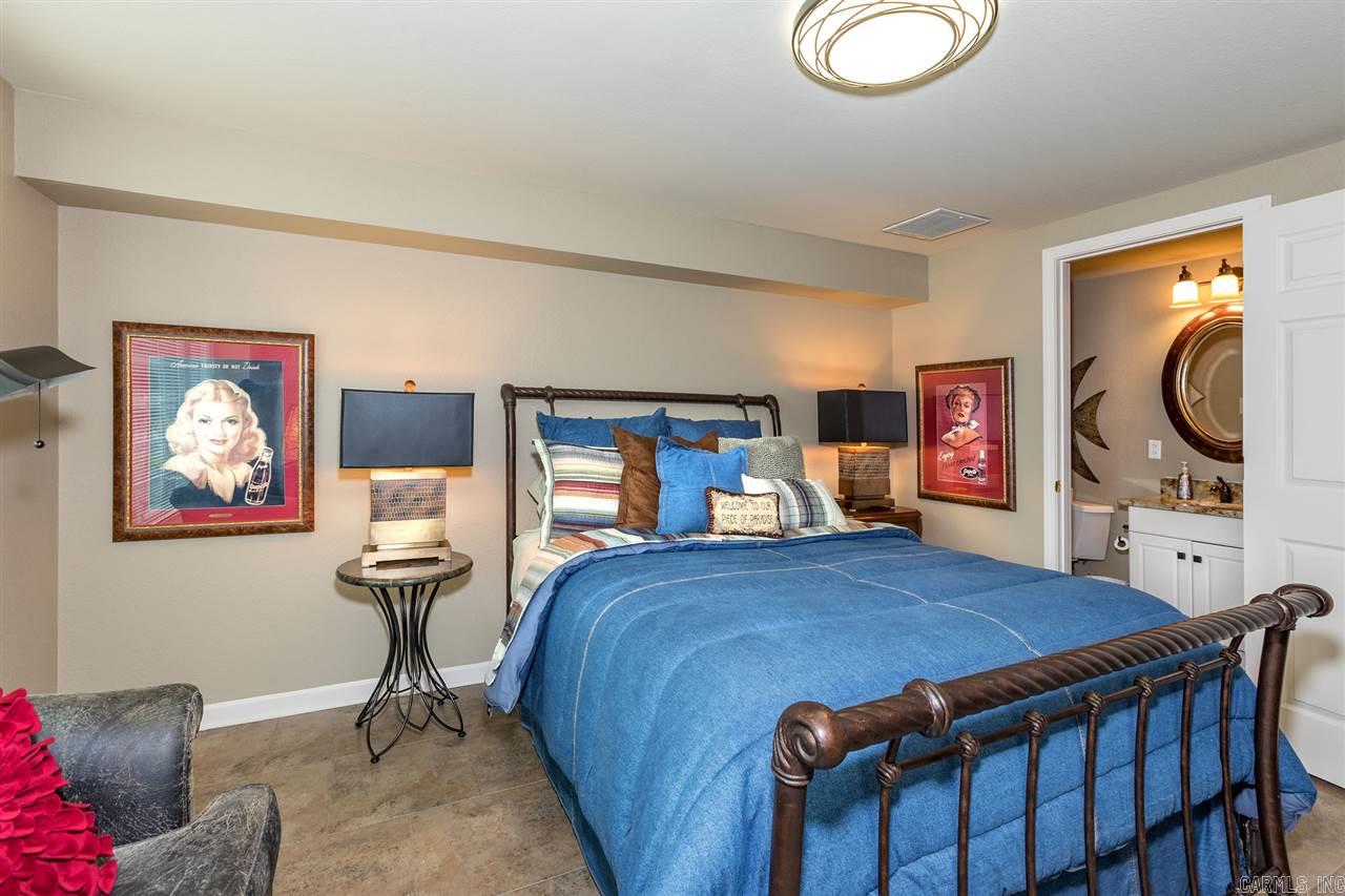 CAMELOT - Residential