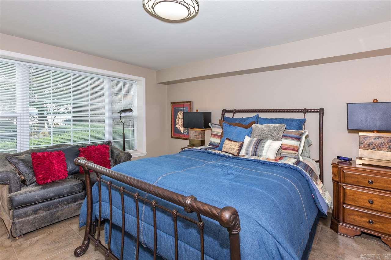 CAMELOT - Residential