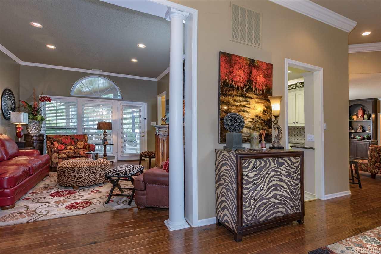 CAMELOT - Residential