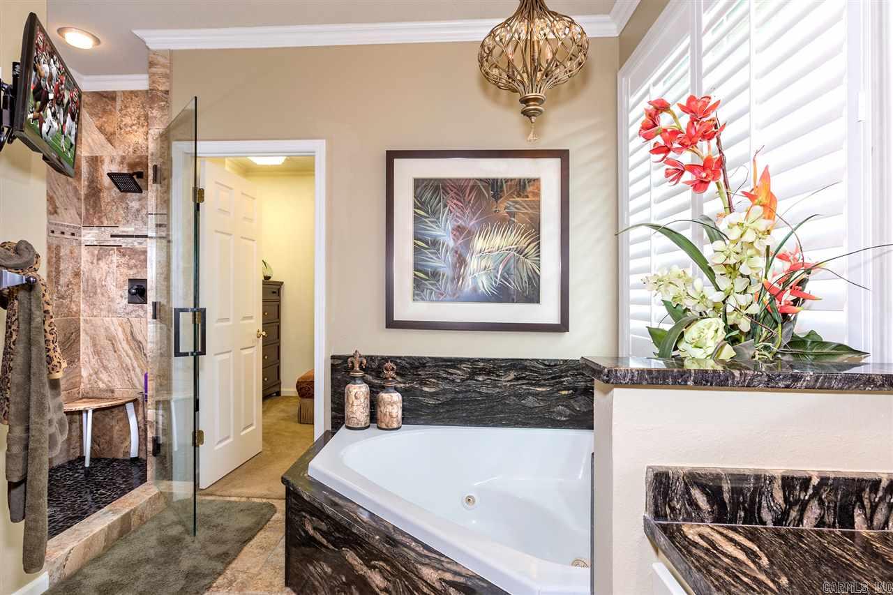 CAMELOT - Residential