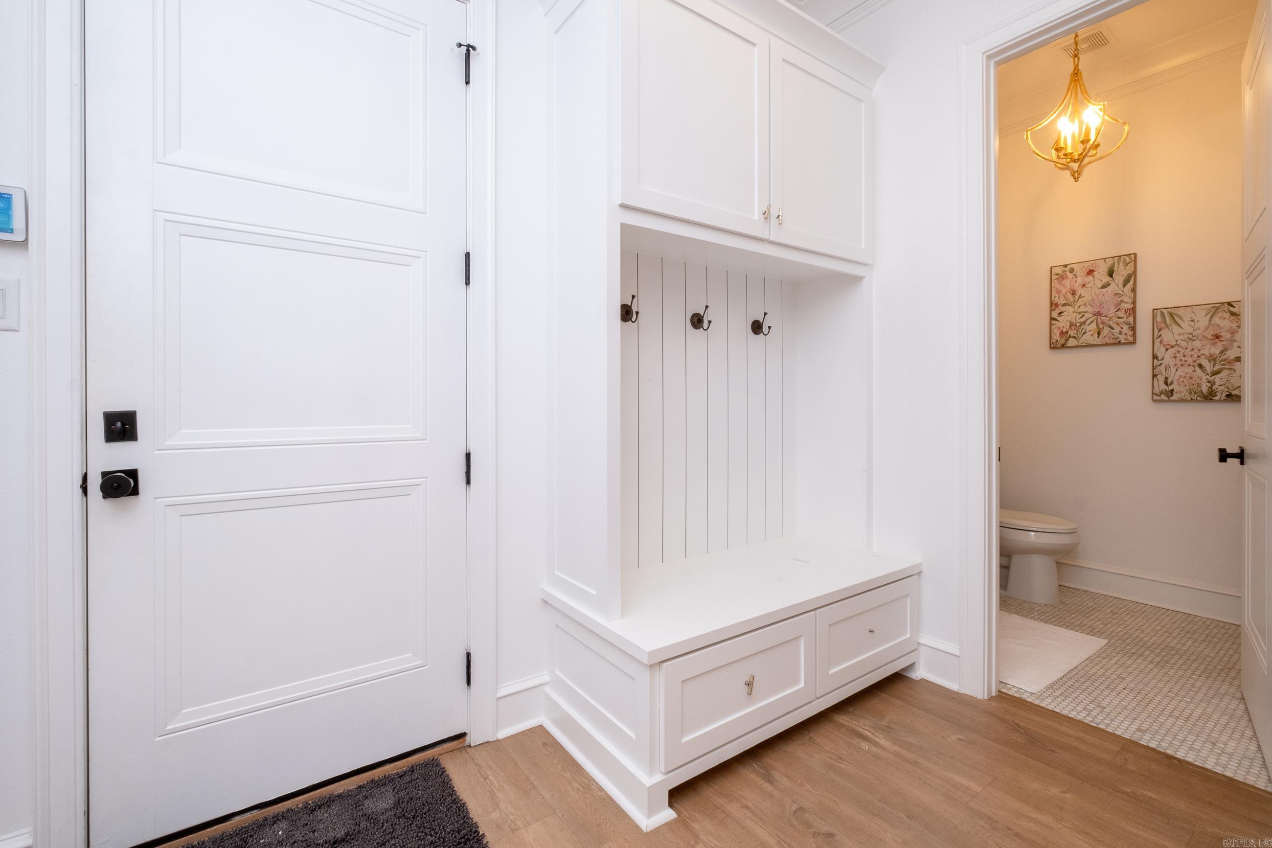 CHENAL VALLEY "FALSTONE COURT" - Residential