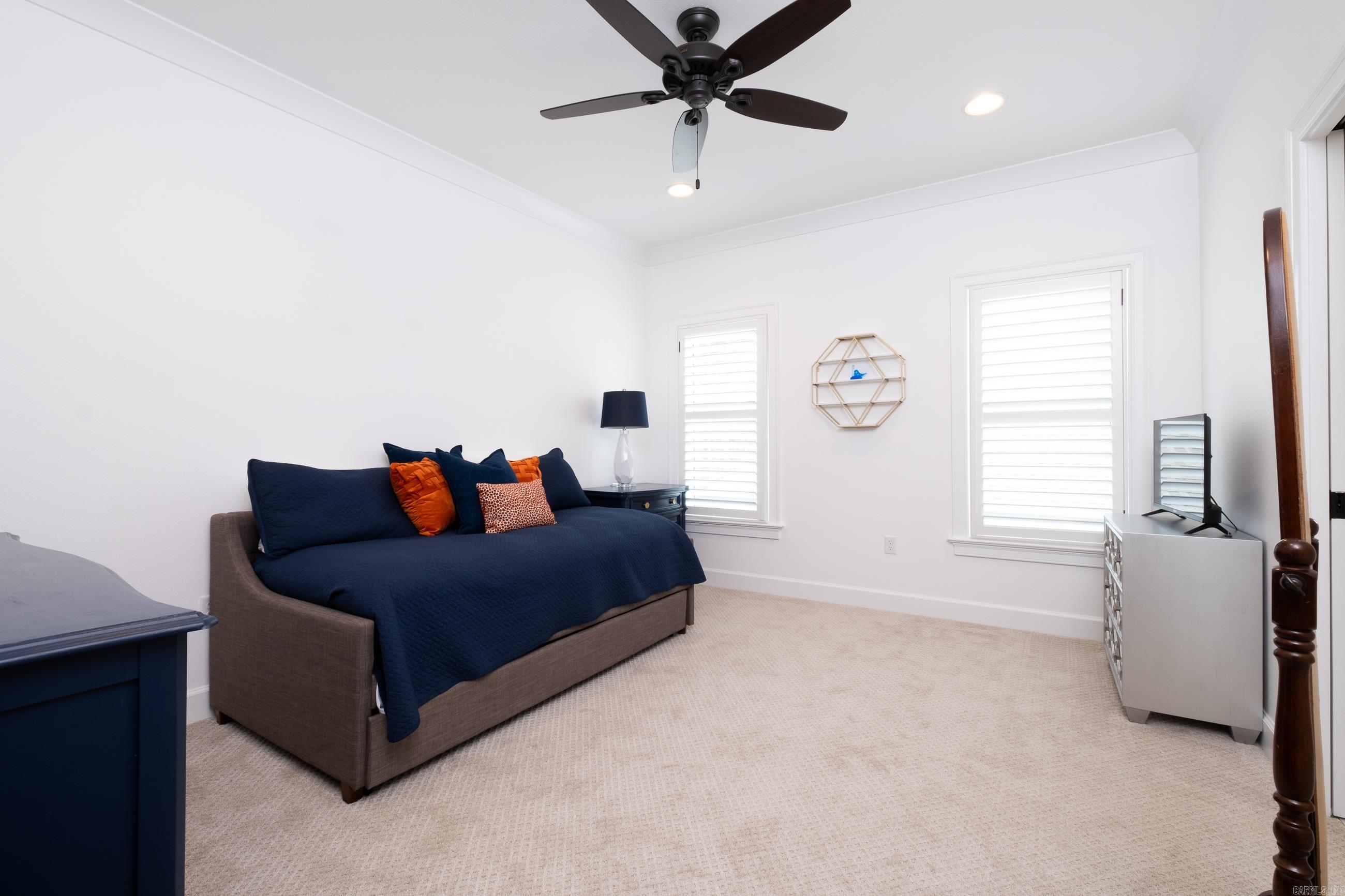 CHENAL VALLEY "FALSTONE COURT" - Residential