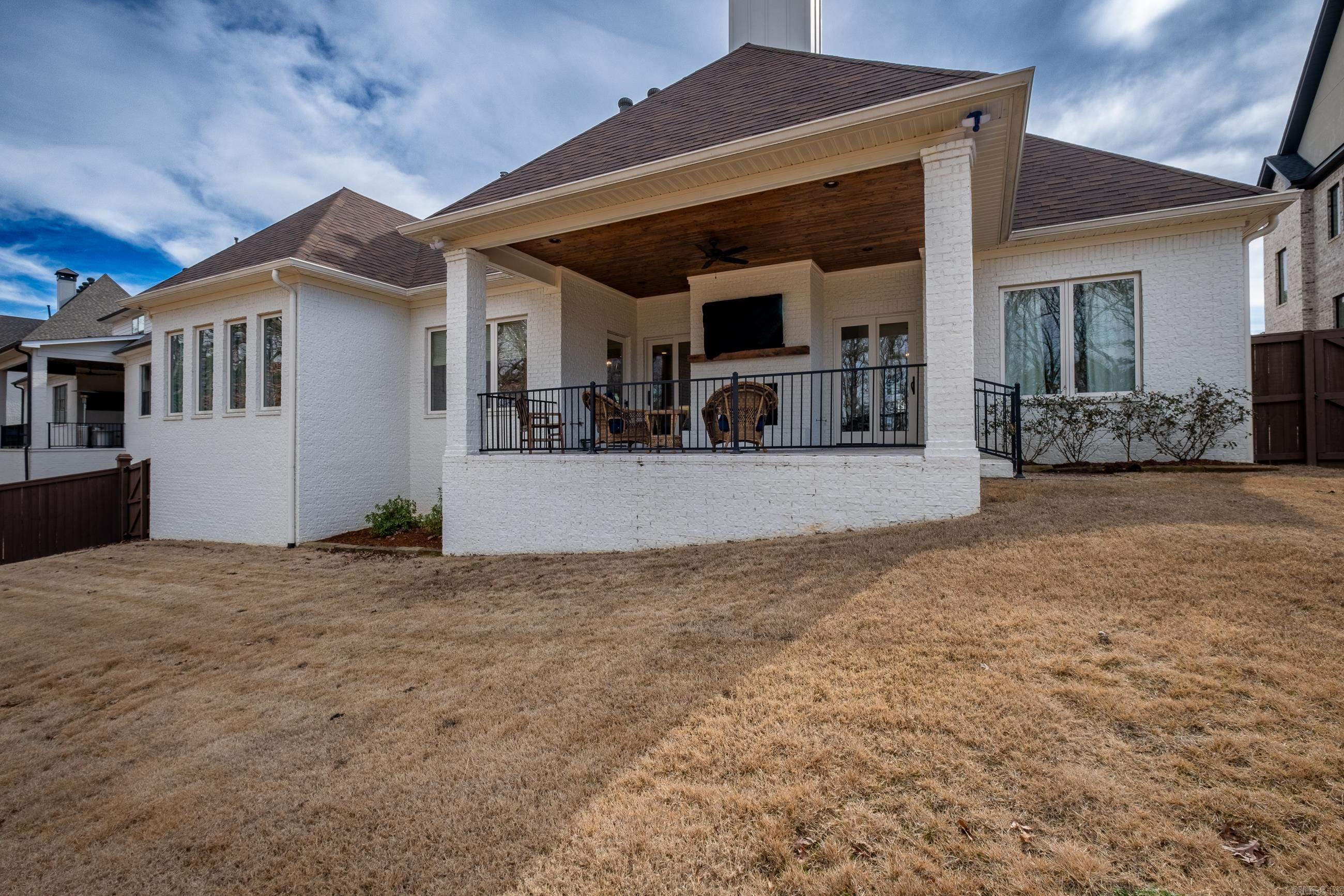 CHENAL VALLEY "FALSTONE COURT" - Residential