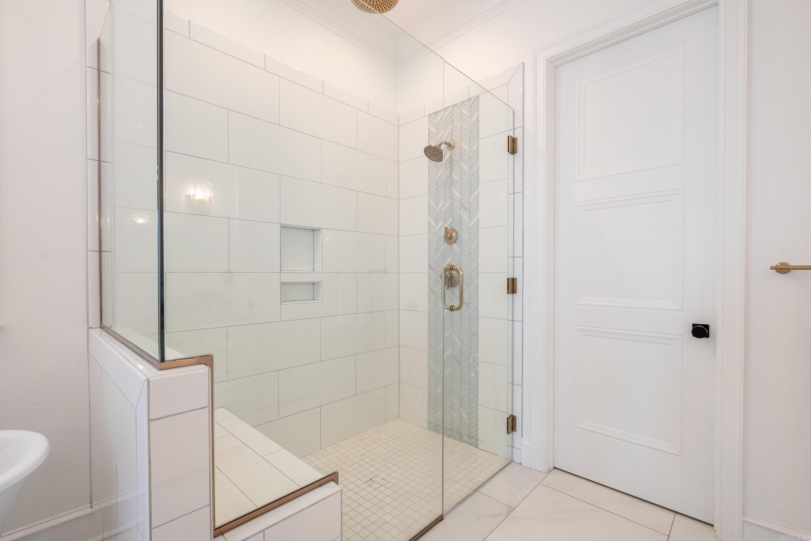 CHENAL VALLEY "FALSTONE COURT" - Residential