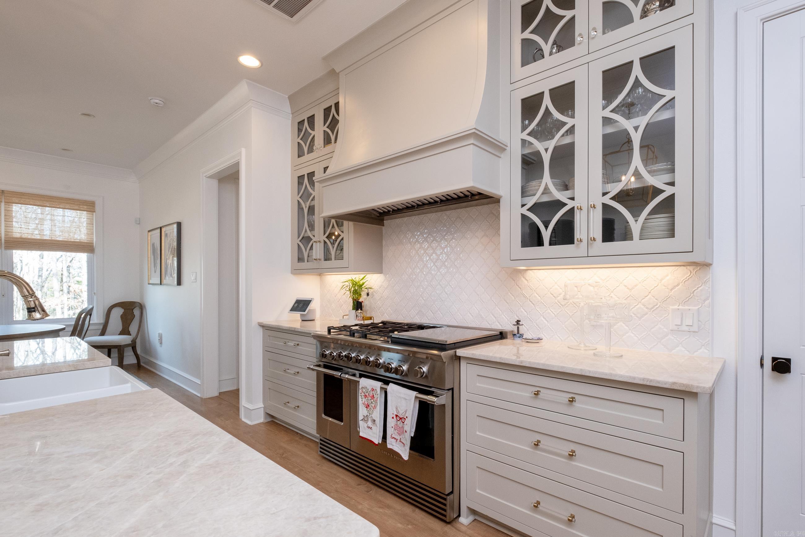 CHENAL VALLEY "FALSTONE COURT" - Residential