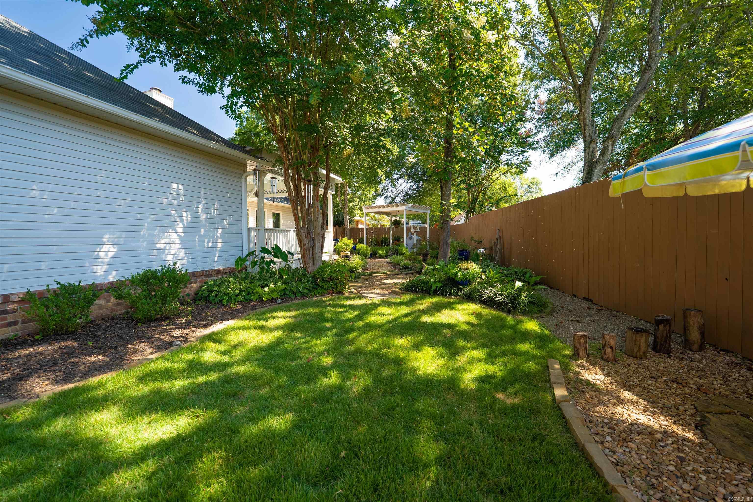 FOXWOOD J - Residential