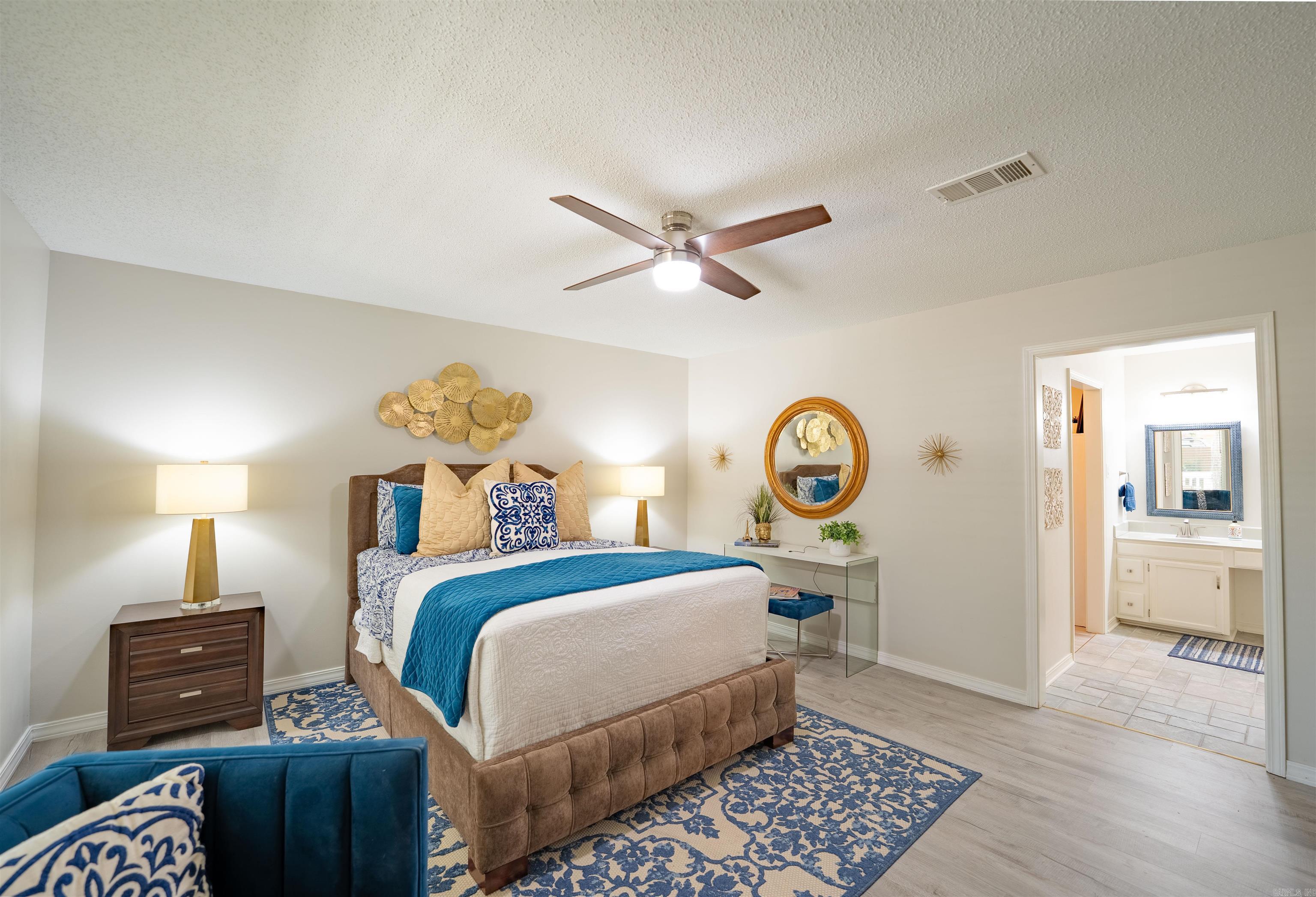 FOXWOOD J - Residential