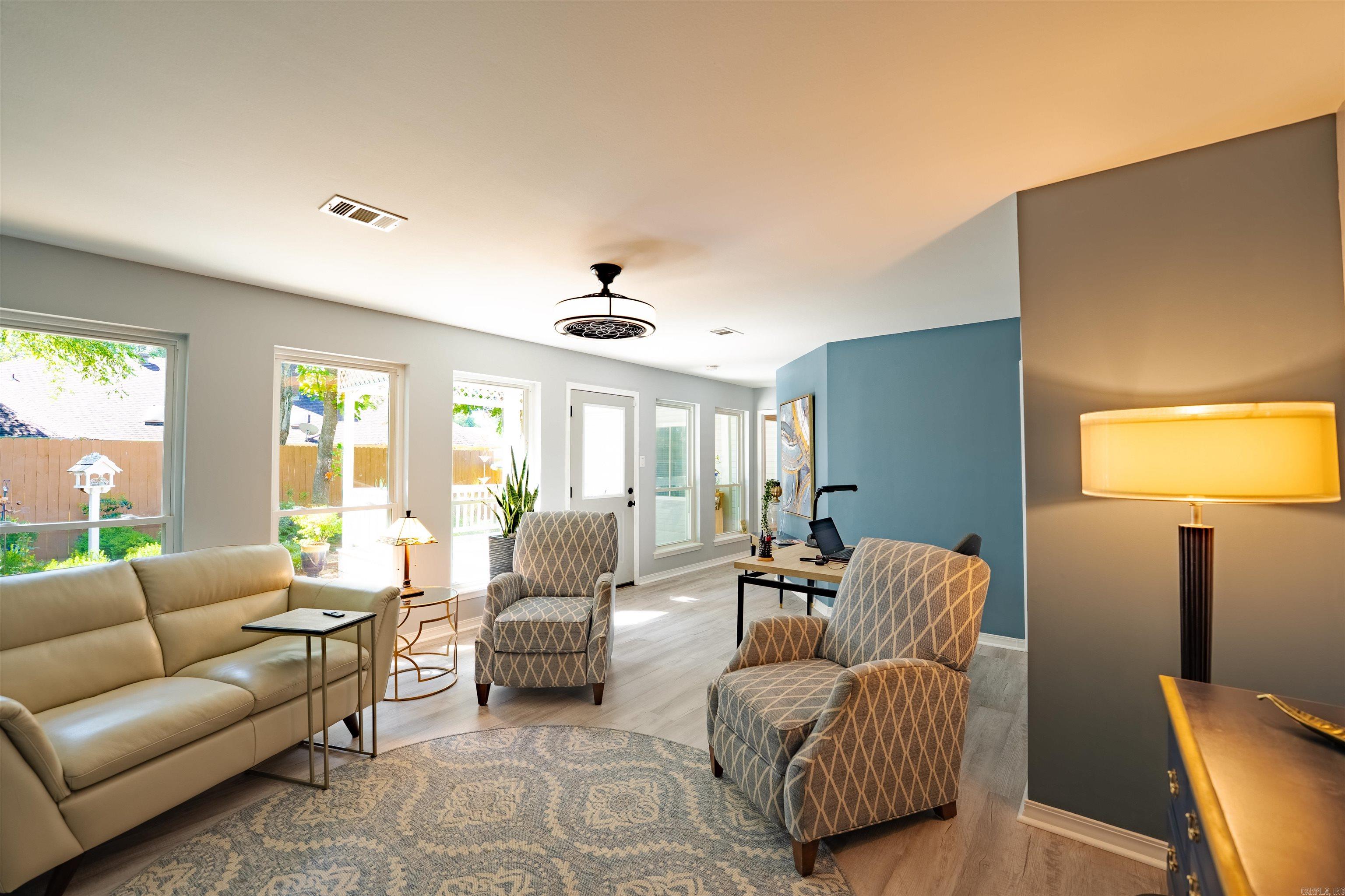 FOXWOOD J - Residential