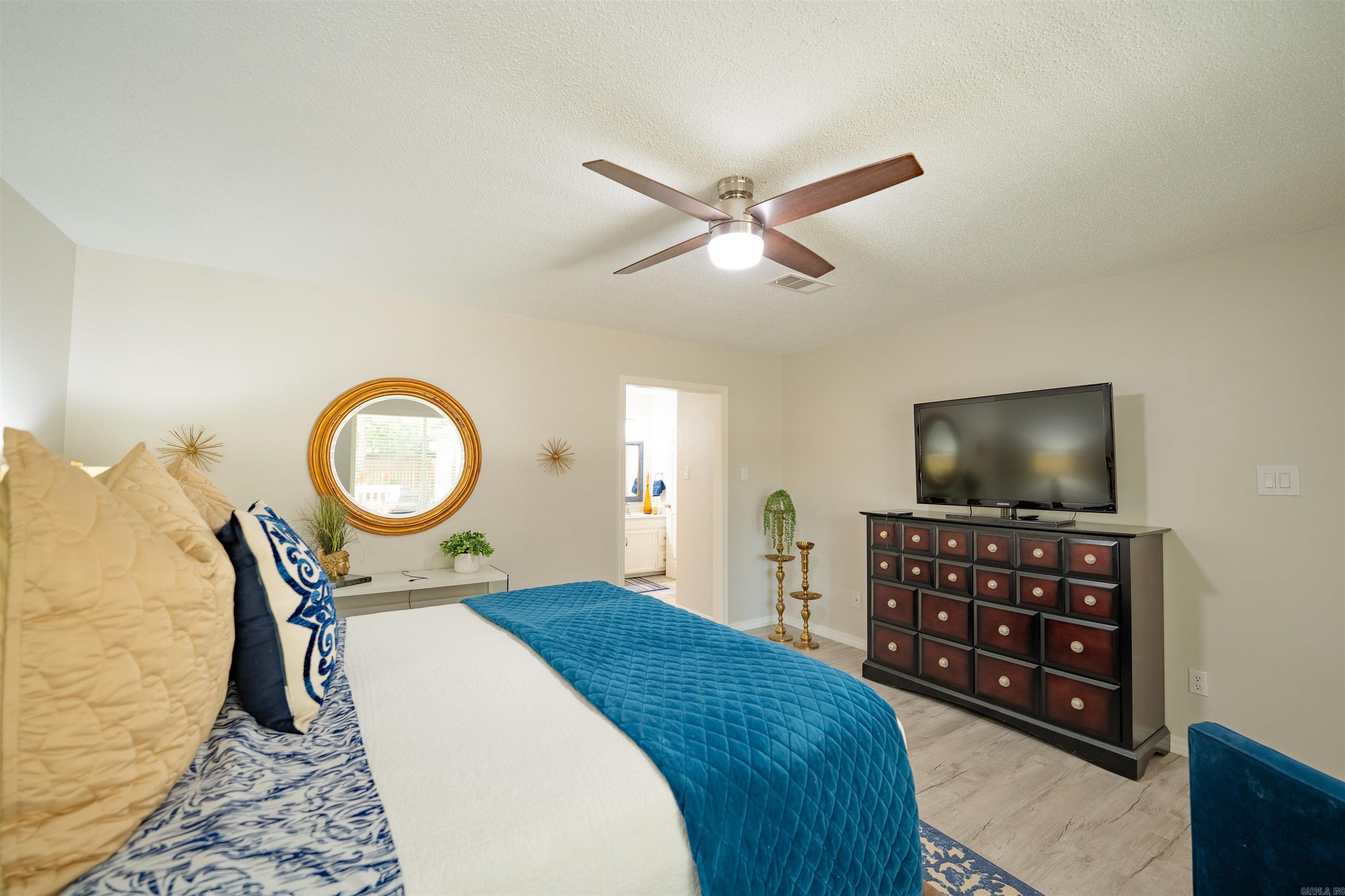 FOXWOOD J - Residential