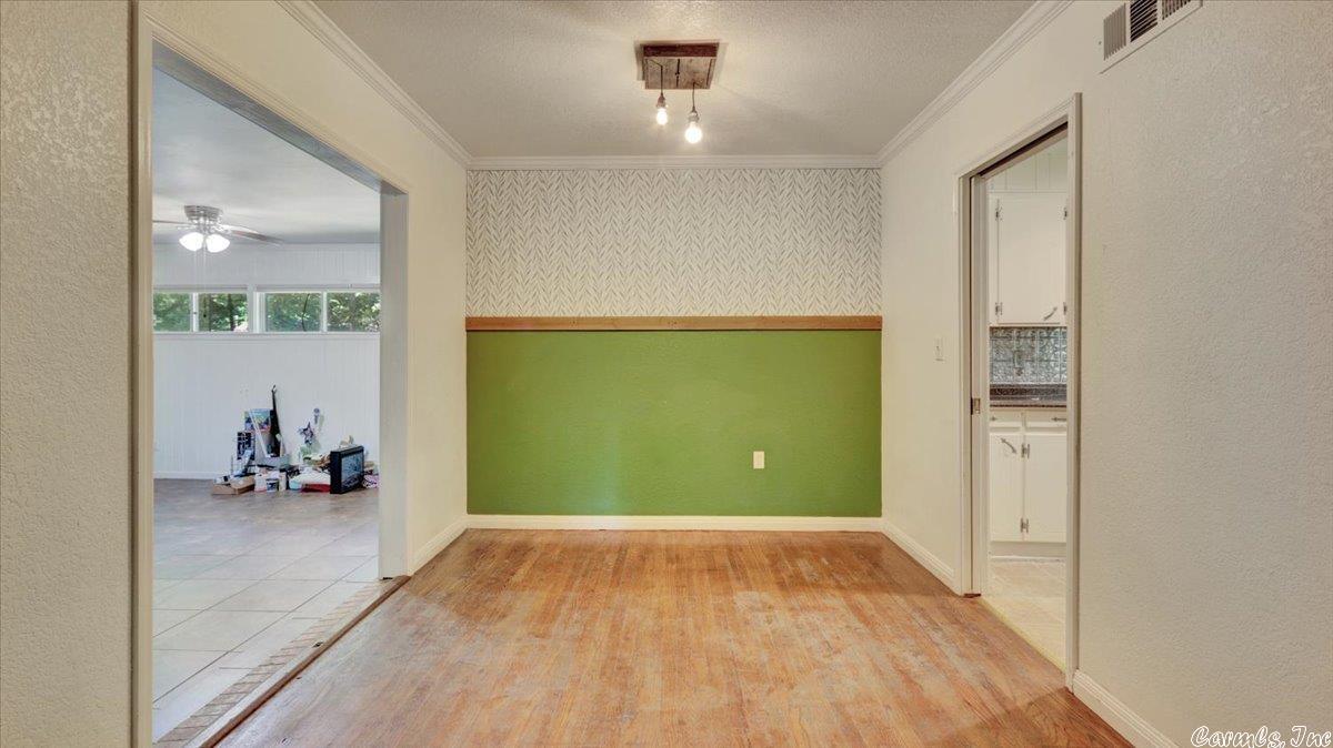 CRESCENT HEIGHTS ADDN - Residential