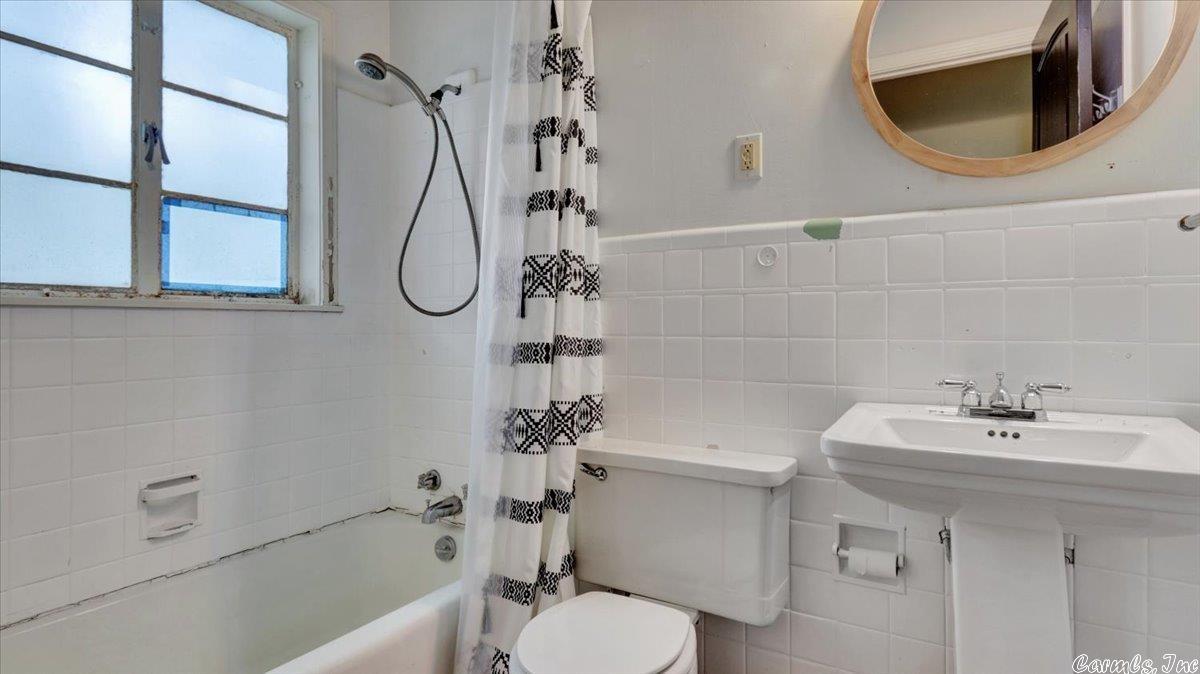 CRESCENT HEIGHTS ADDN - Residential