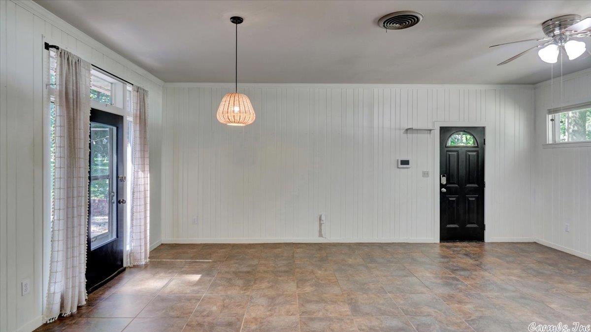 CRESCENT HEIGHTS ADDN - Residential